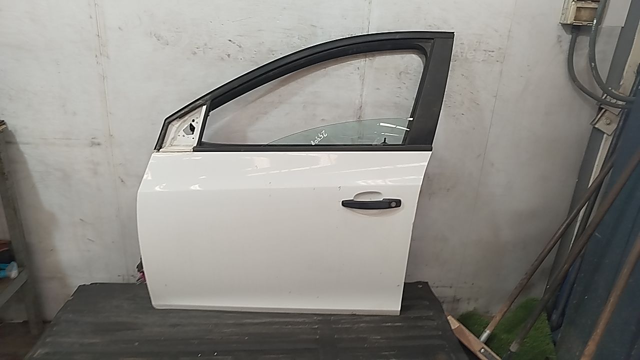 CHEVROLET CRUZE PUERTA DELANTERA IZQUIERDA CHEVROLET CRUZE PUERTA DELANTERA IZQUIERDA