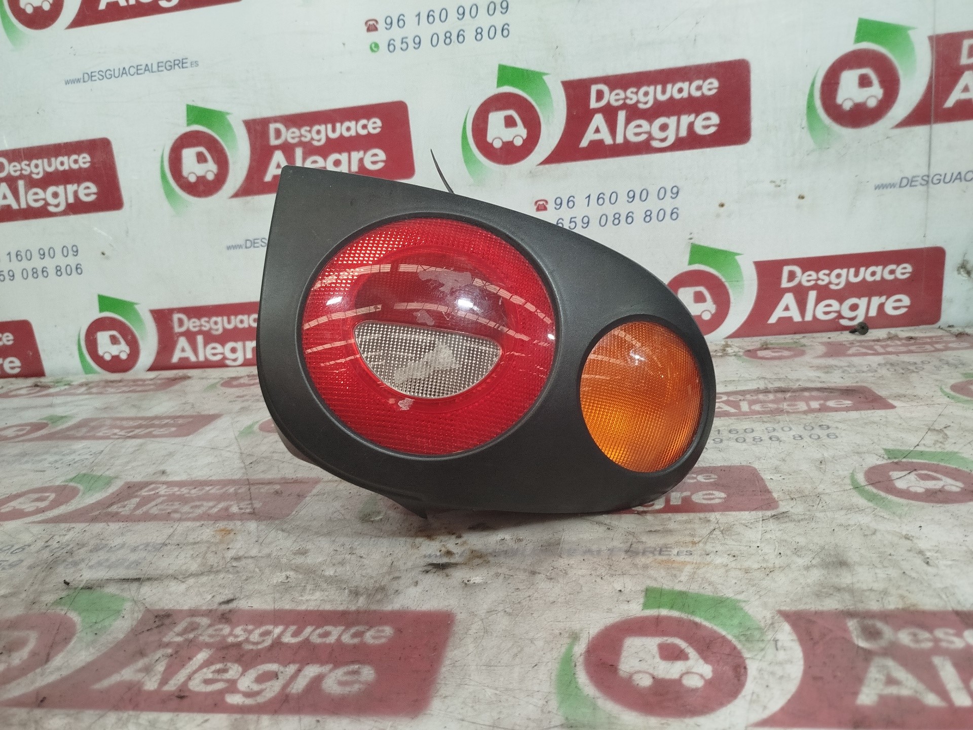 RENAULT MEGANE I FASE 2 COUPE PILOTO TRASERO IZQUIERDO RENAULT MEGANE I FASE 2 COUPE PILOTO TRASERO IZQUIERDO