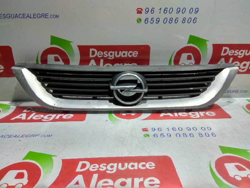 OPEL VECTRA B BERLINA REJILLA DELANTERA OPEL VECTRA B BERLINA REJILLA DELANTERA