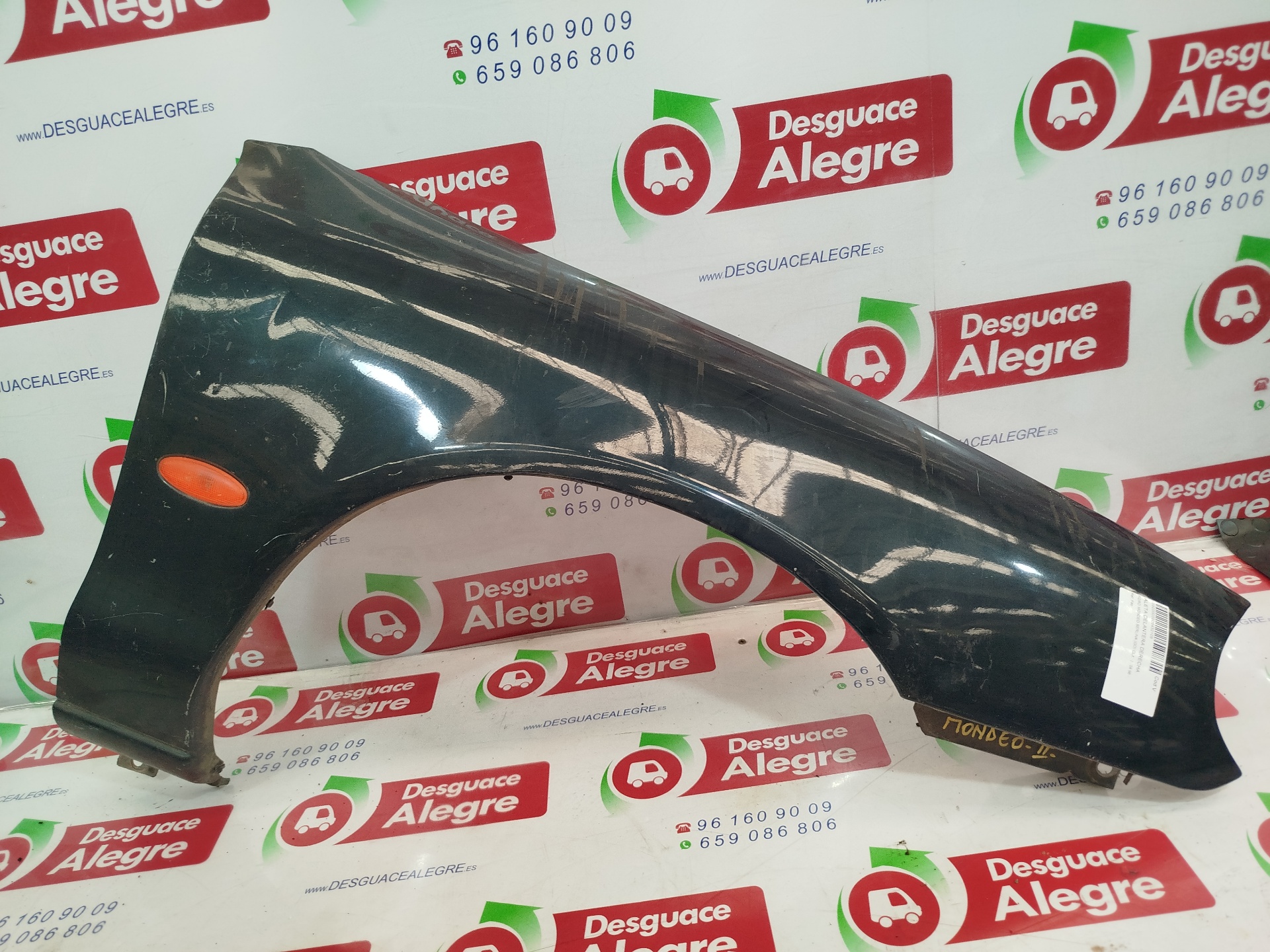 FORD MONDEO BERLINA ALETA DELANTERA DERECHA FORD MONDEO BERLINA ALETA DELANTERA DERECHA