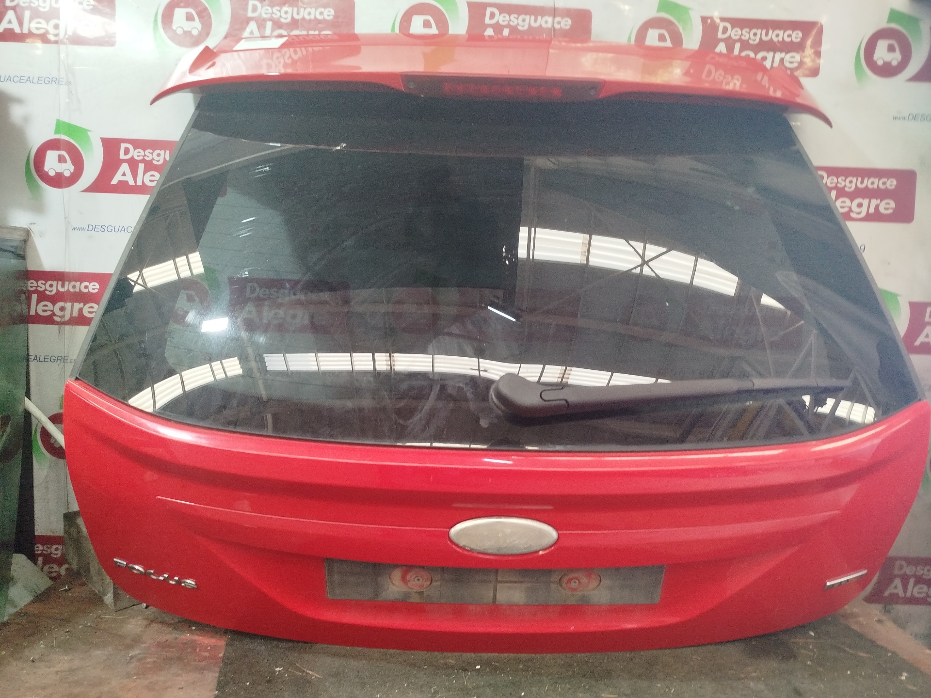 FORD FOCUS BERLINA PORTON TRASERO FORD FOCUS BERLINA PORTON TRASERO