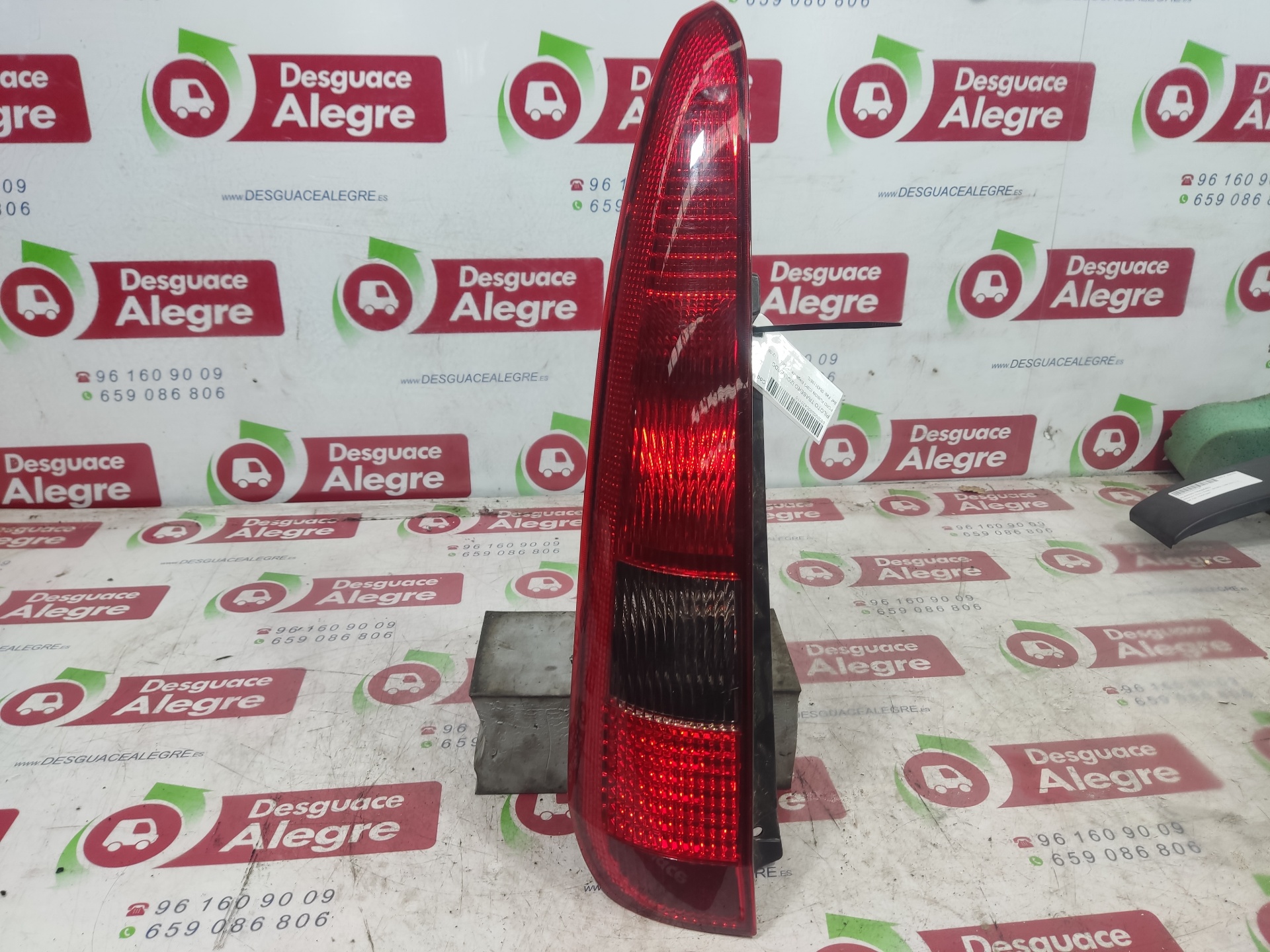 FORD FUSION PILOTO TRASERO IZQUIERDO FORD FUSION PILOTO TRASERO IZQUIERDO