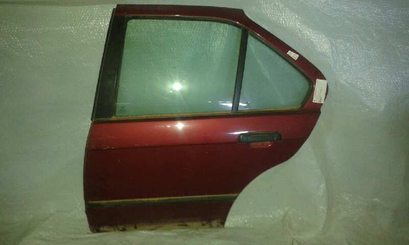 BMW 3 BERLINA PUERTA TRASERA IZQUIERDA BMW 3 BERLINA PUERTA TRASERA IZQUIERDA