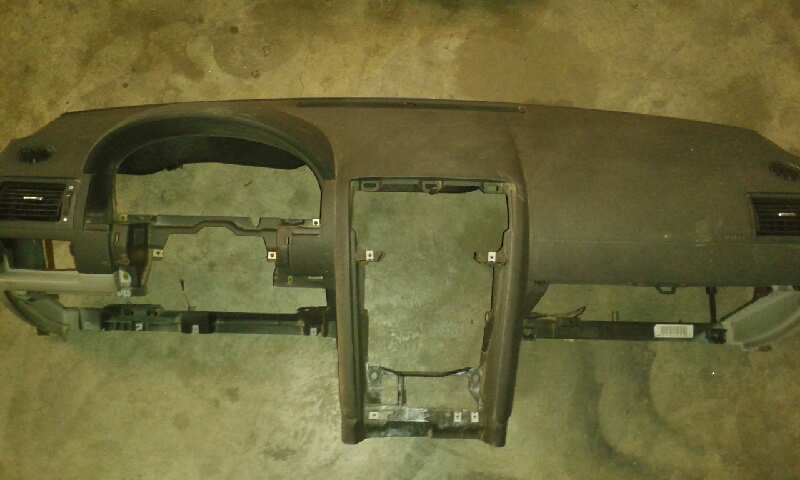 FORD MONDEO BERLINA SALPICADERO FORD MONDEO BERLINA SALPICADERO