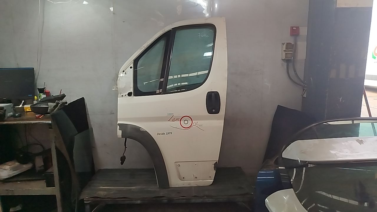 PEUGEOT BOXER 333335 FURGÓN TECHO ELEVADO BAT.3450MM PUERTA DELANTERA IZQUIERDA PEUGEOT BOXER 333335 FURGÓN TECHO ELEVADO BAT.3450MM PUERTA DELANTERA IZQUIERDA