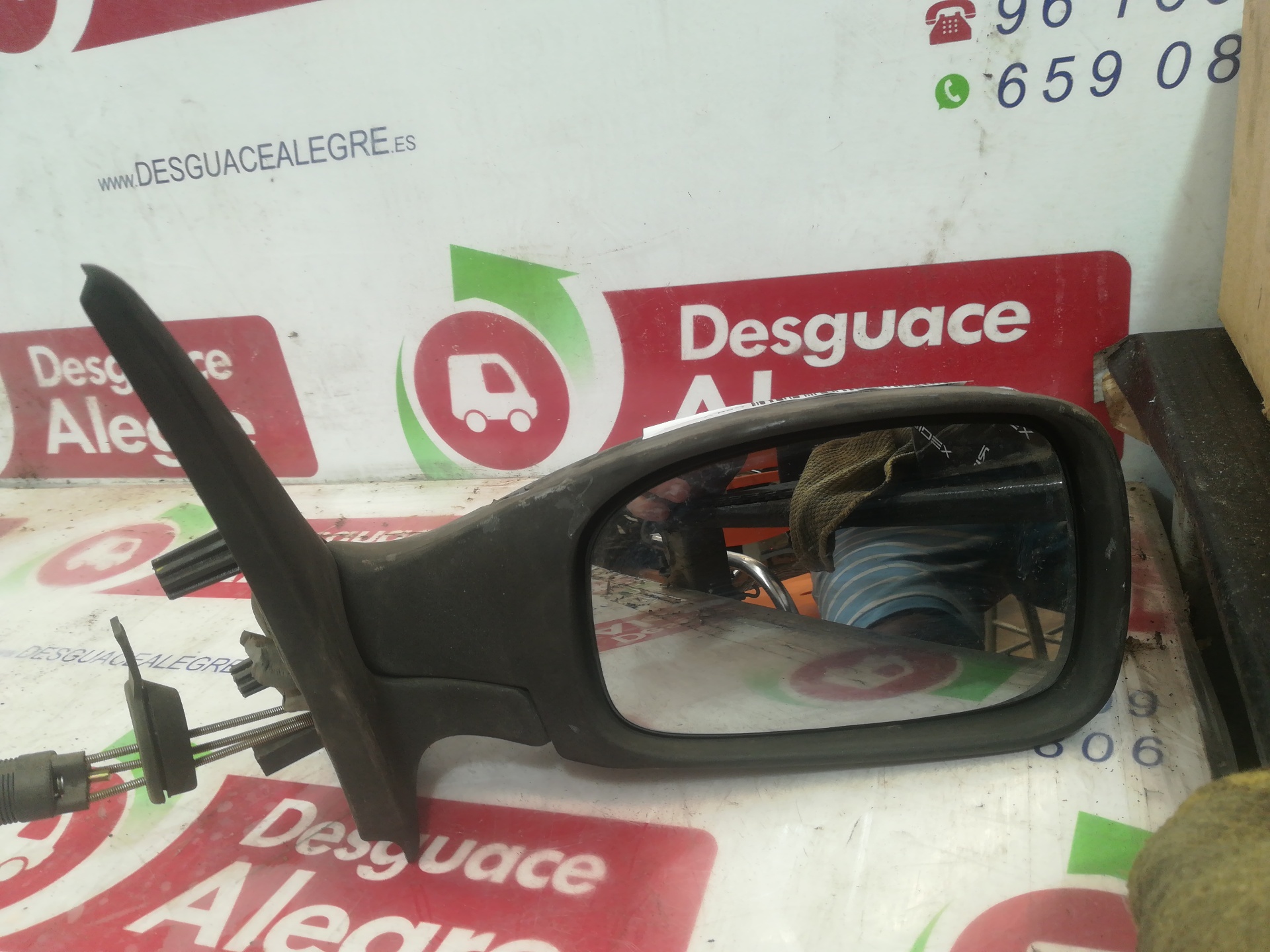PEUGEOT 306 35 PT. 4 PT. RETROVISOR DERECHO PEUGEOT 306 35 PT. 4 PT. RETROVISOR DERECHO