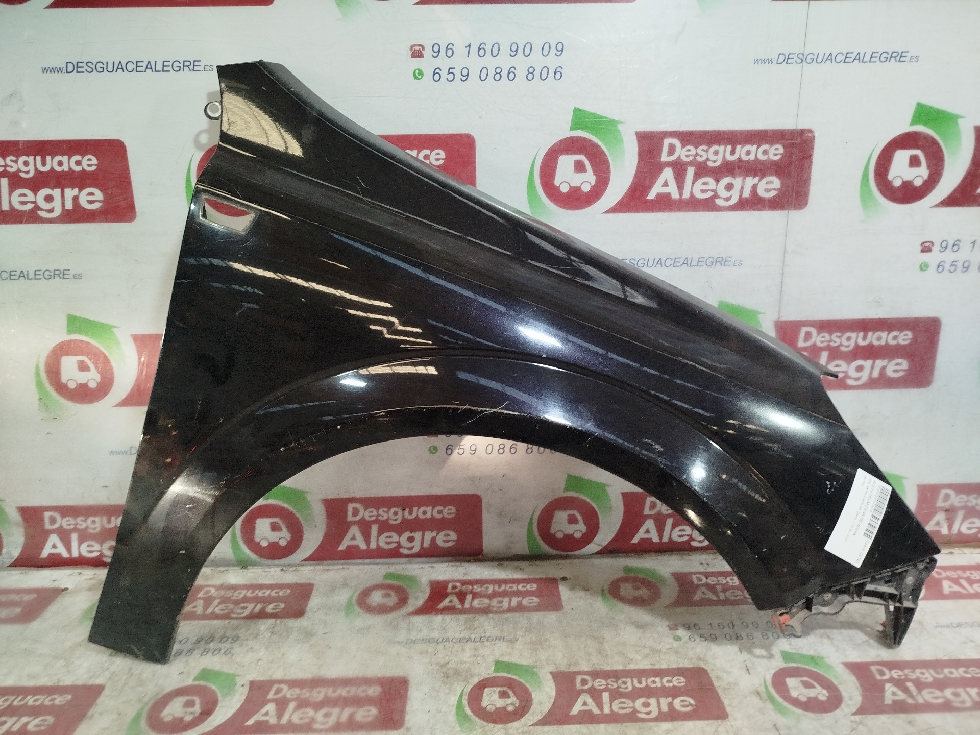 OPEL ASTRA H BERLINA ALETA DELANTERA DERECHA OPEL ASTRA H BERLINA ALETA DELANTERA DERECHA