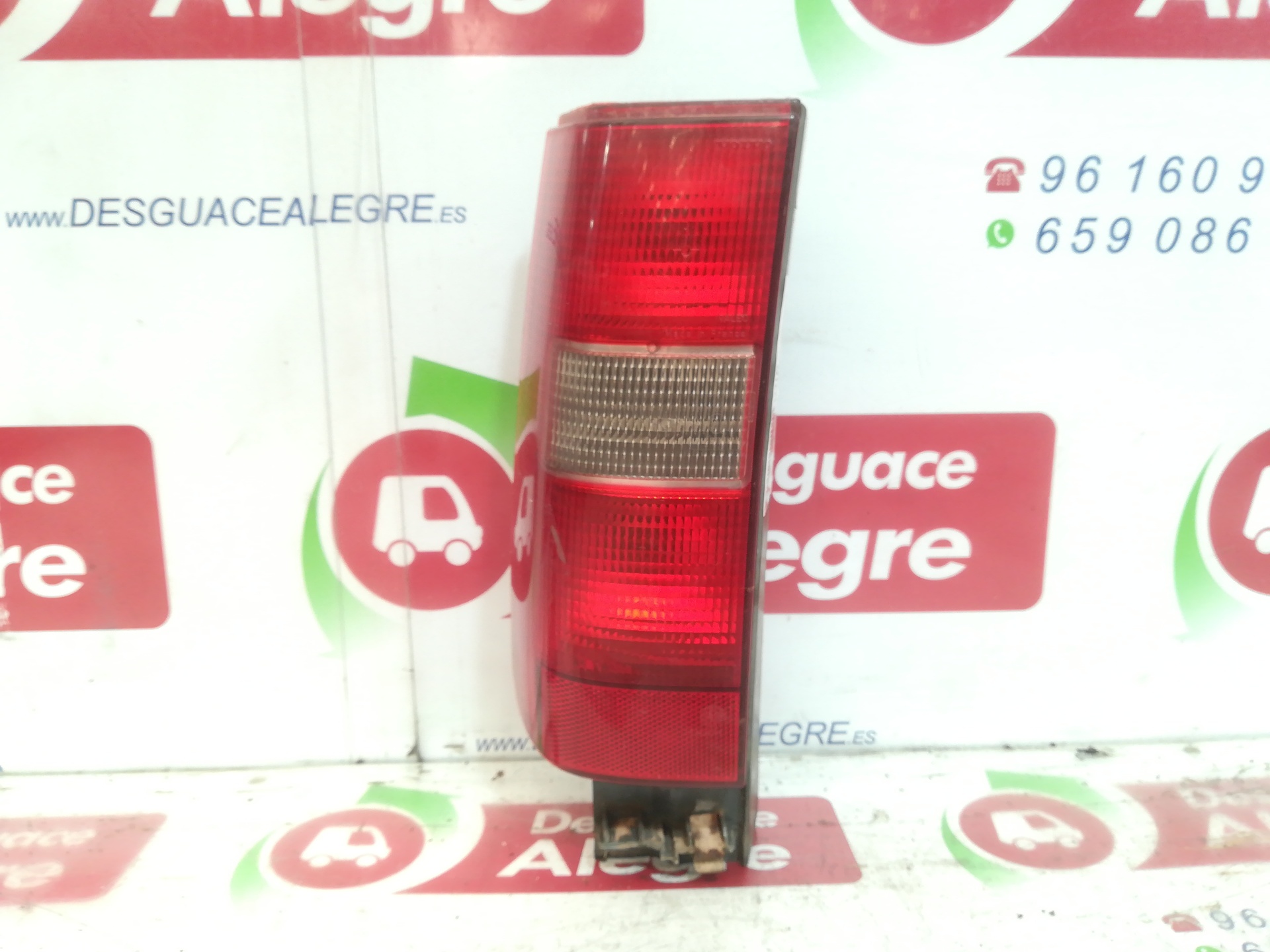 VOLVO SERIE 850 PILOTO TRASERO IZQUIERDO VOLVO SERIE 850 PILOTO TRASERO IZQUIERDO