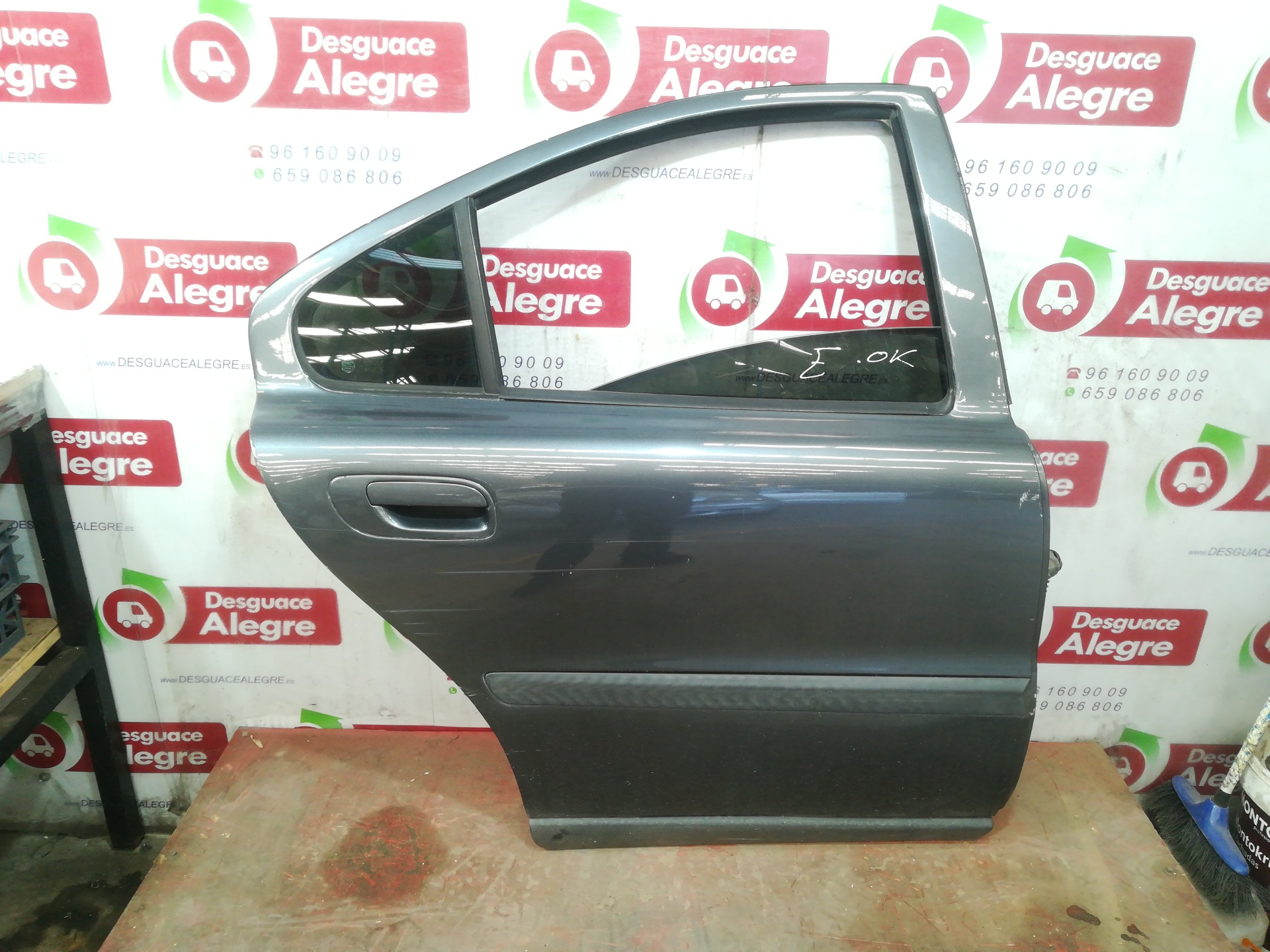 VOLVO S60 BERLINA PUERTA TRASERA DERECHA VOLVO S60 BERLINA PUERTA TRASERA DERECHA