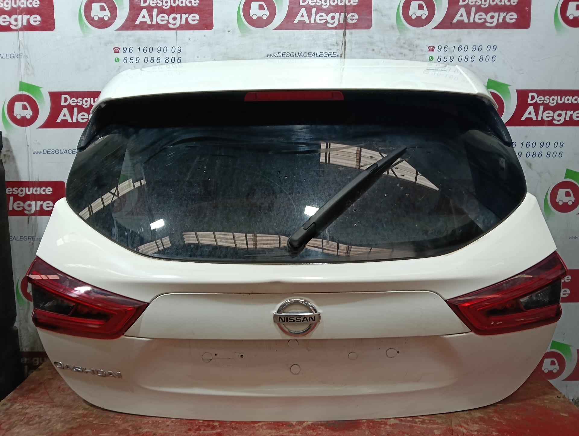 NISSAN QASHQAI PORTON TRASERO