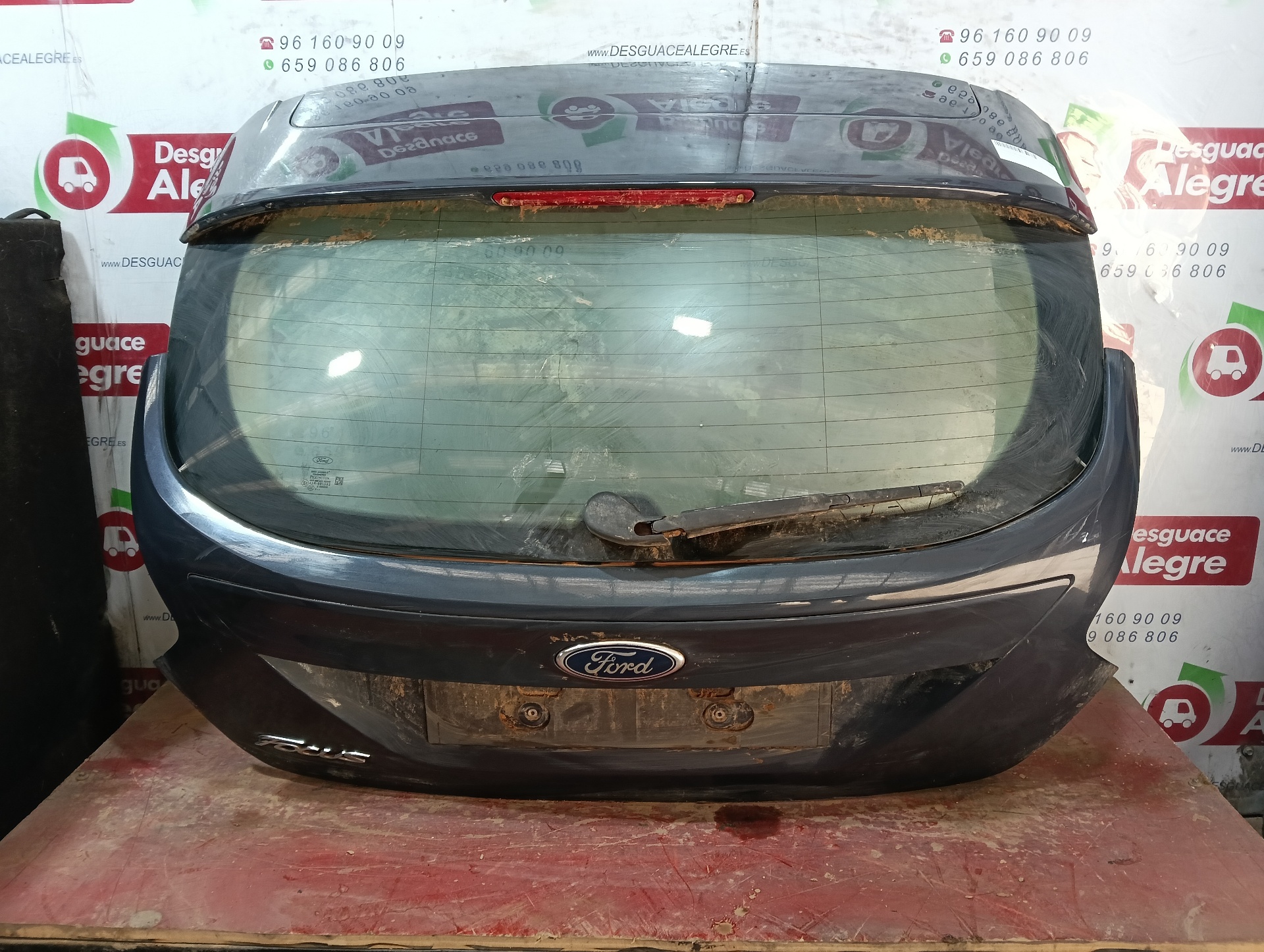 FORD FOCUS BERLINA PORTON TRASERO FORD FOCUS BERLINA PORTON TRASERO