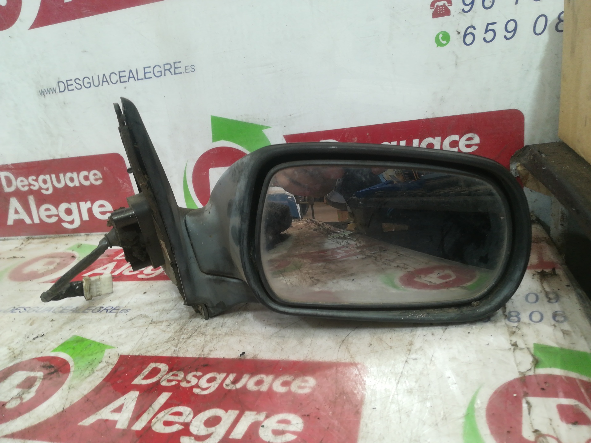 NISSAN PRIMERA BERLINA RETROVISOR DERECHO NISSAN PRIMERA BERLINA RETROVISOR DERECHO