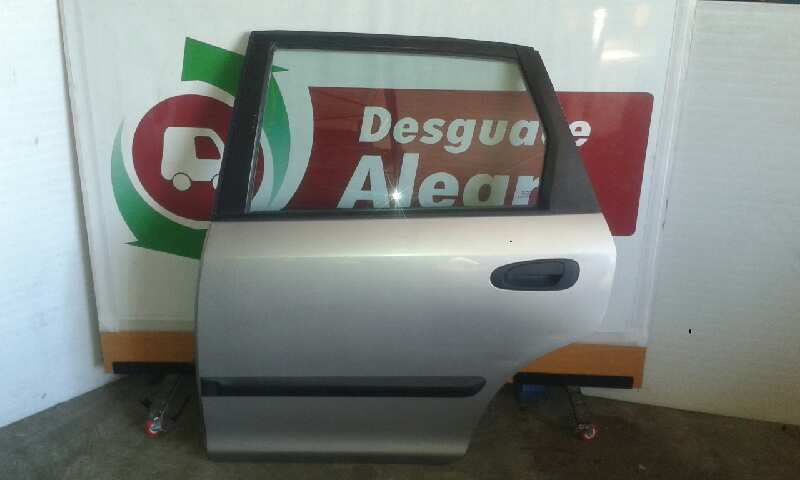 HONDA CIVIC BERLINA 3 PUERTAS PUERTA TRASERA IZQUIERDA HONDA CIVIC BERLINA 3 PUERTAS PUERTA TRASERA IZQUIERDA