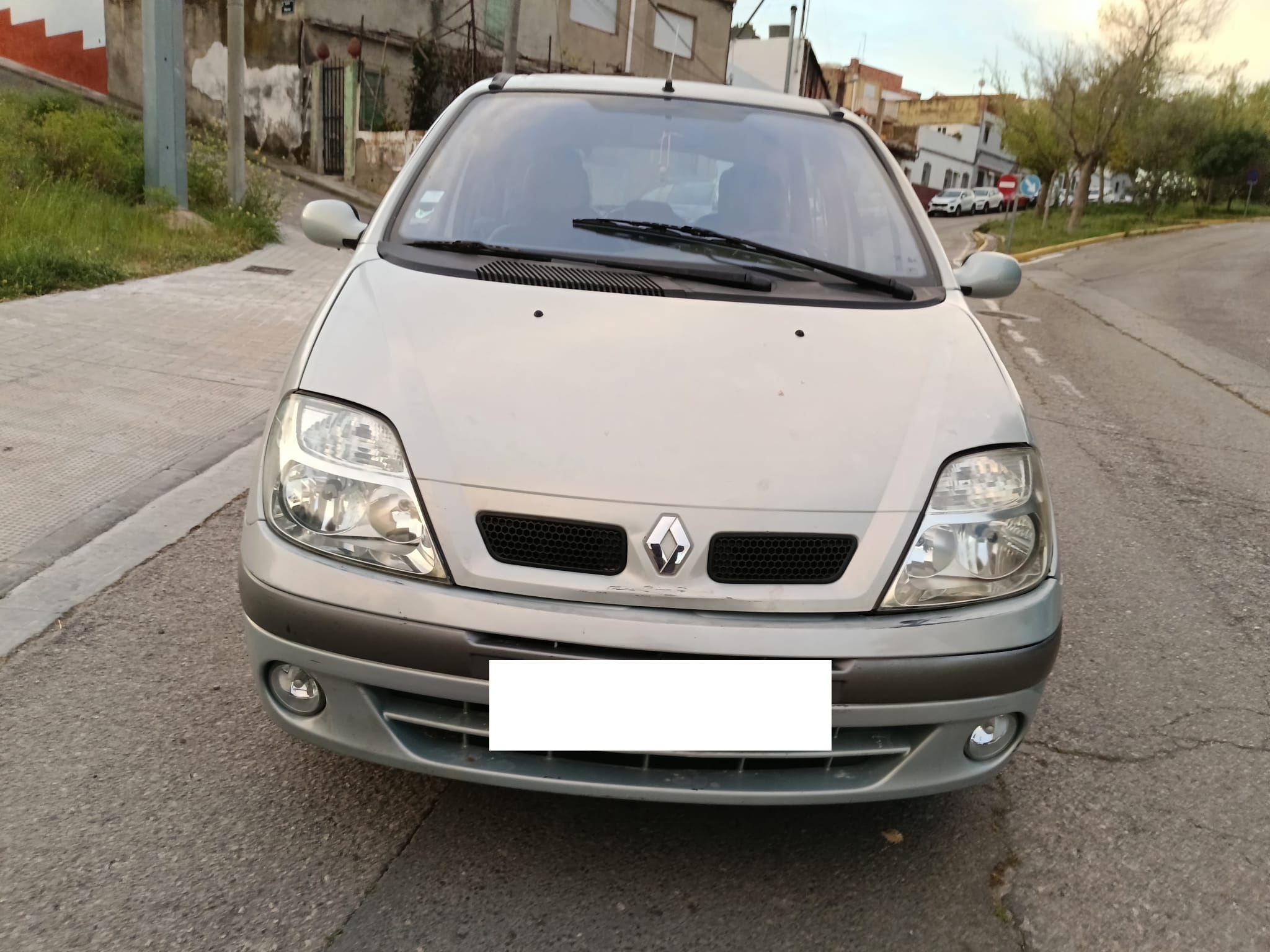 RENAULT SCENIC I ALETA DELANTERA IZQUIERDA RENAULT SCENIC I ALETA DELANTERA IZQUIERDA