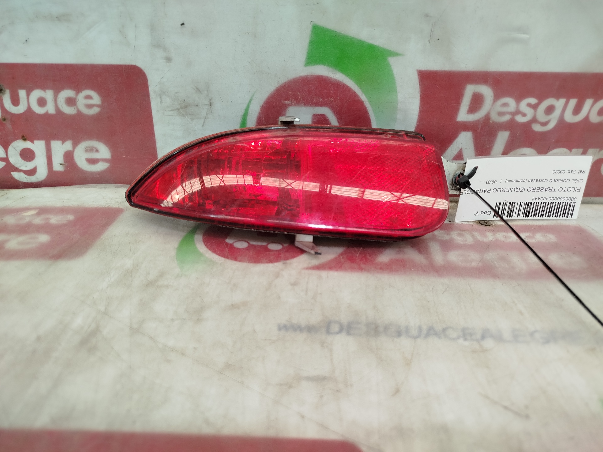 OPEL CORSA C PILOTO TRASERO IZQUIERDO PARAGOLPES OPEL CORSA C PILOTO TRASERO IZQUIERDO PARAGOLPES
