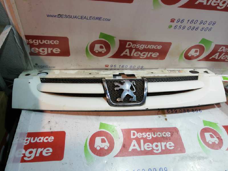 PEUGEOT PARTNER REJILLA DELANTERA PEUGEOT PARTNER REJILLA DELANTERA