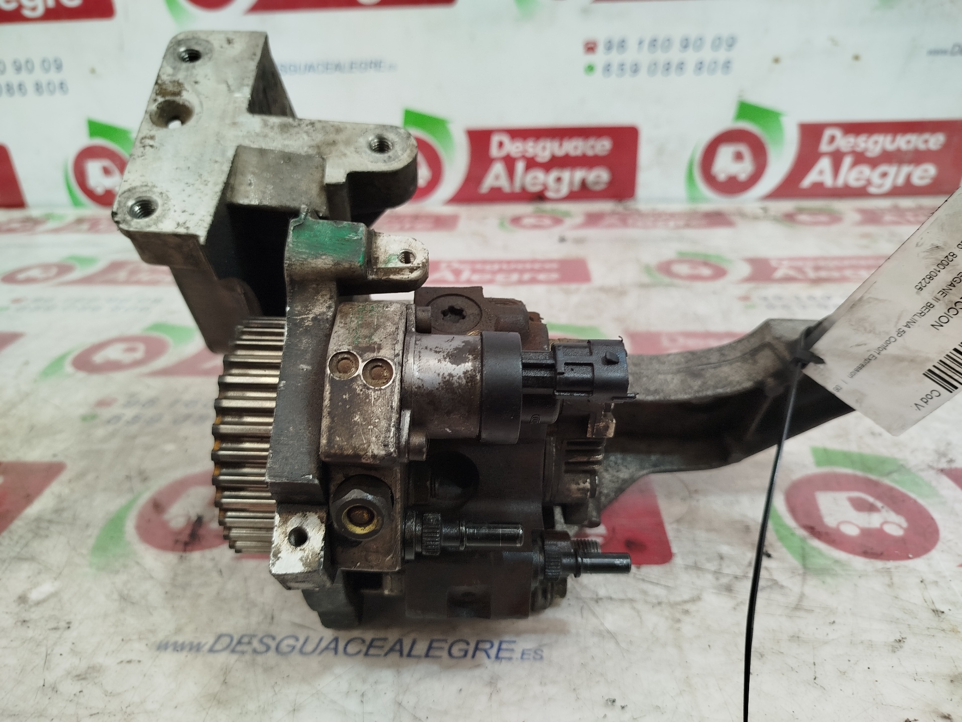 RENAULT MEGANE II BERLINA 5P BOMBA INYECCION RENAULT MEGANE II BERLINA 5P BOMBA INYECCION