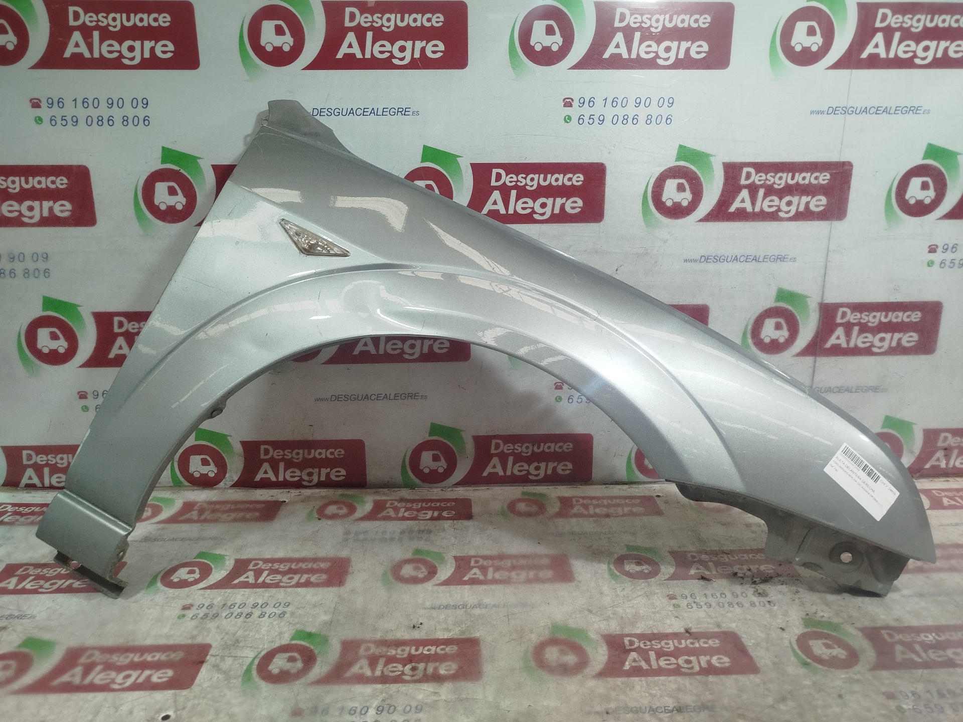 FORD MONDEO BERLINA ALETA DELANTERA DERECHA FORD MONDEO BERLINA ALETA DELANTERA DERECHA