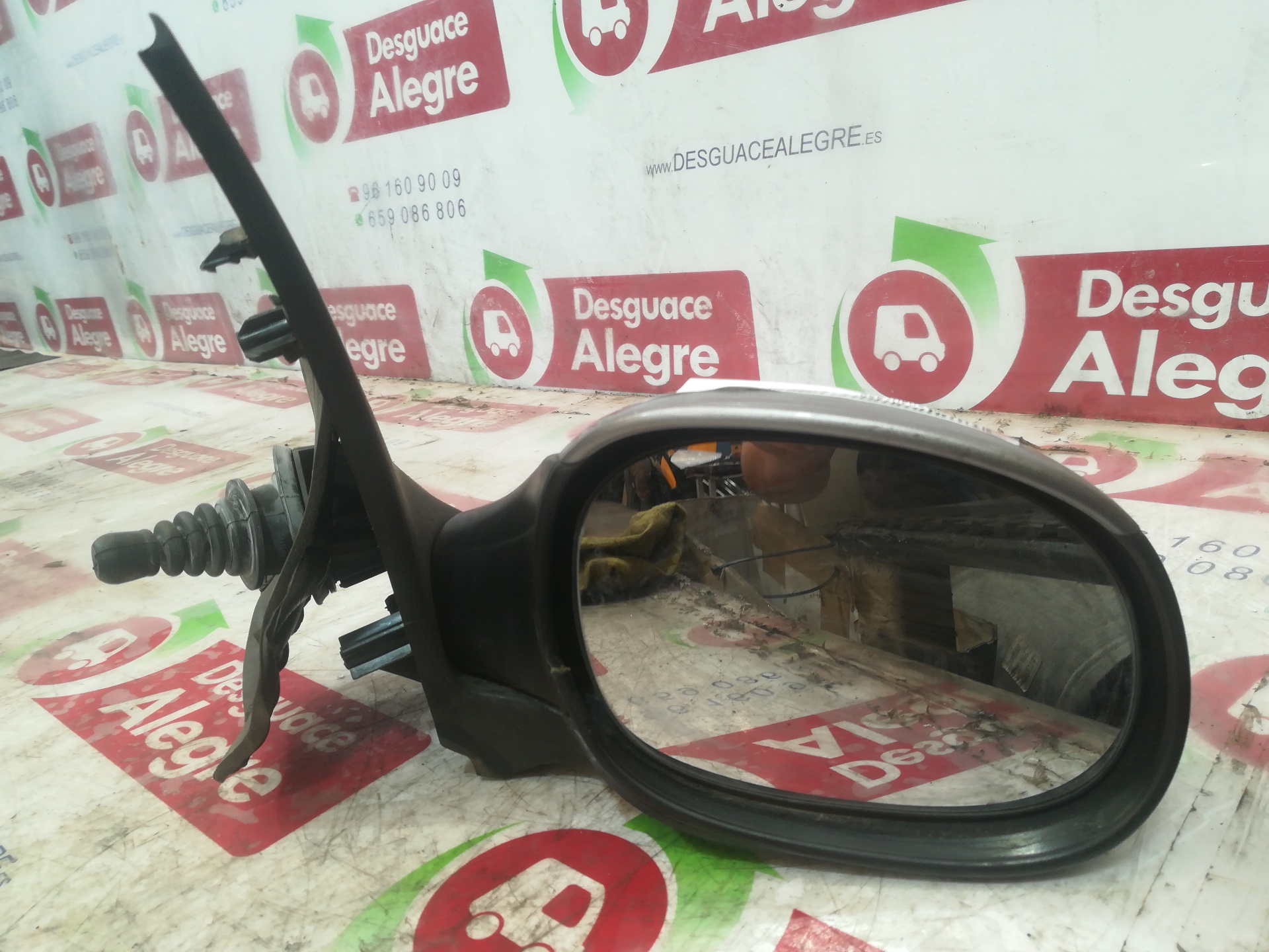 PEUGEOT 206 RETROVISOR DERECHO PEUGEOT 206 RETROVISOR DERECHO