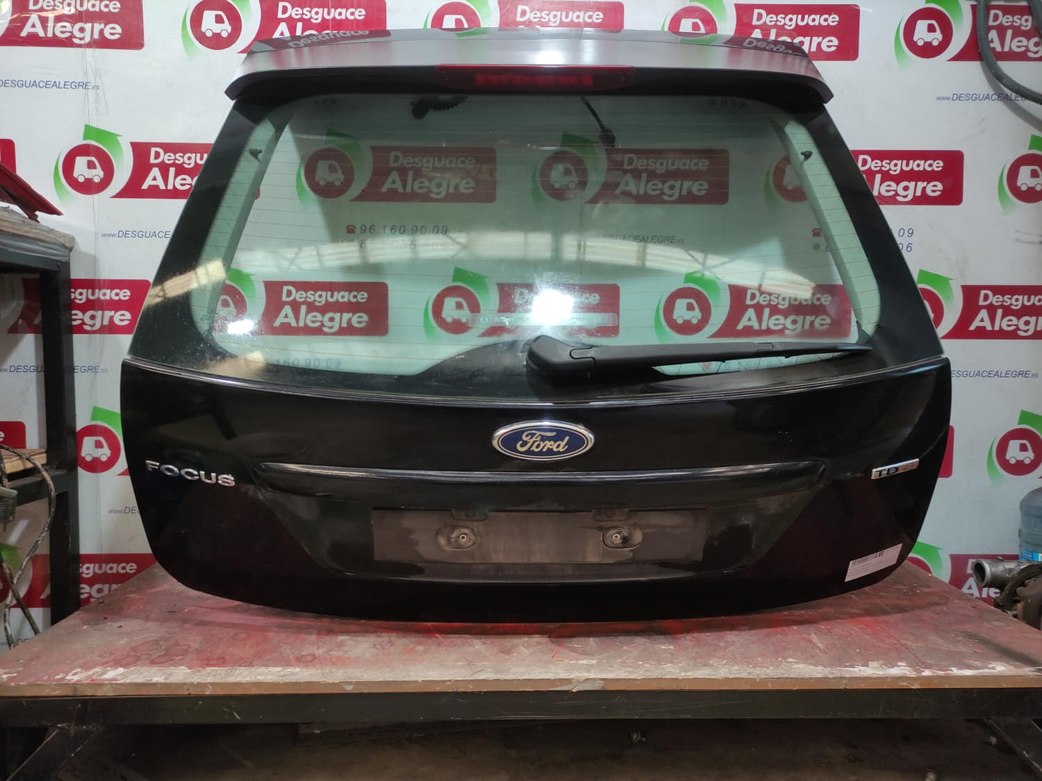 FORD FOCUS BERLINA PORTON TRASERO FORD FOCUS BERLINA PORTON TRASERO