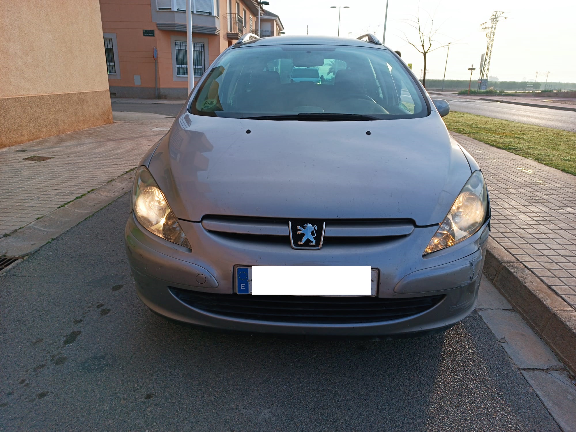 PEUGEOT 307 BREAK SW ASIENTO TRASERO MEDIO PEUGEOT 307 BREAK SW ASIENTO TRASERO MEDIO