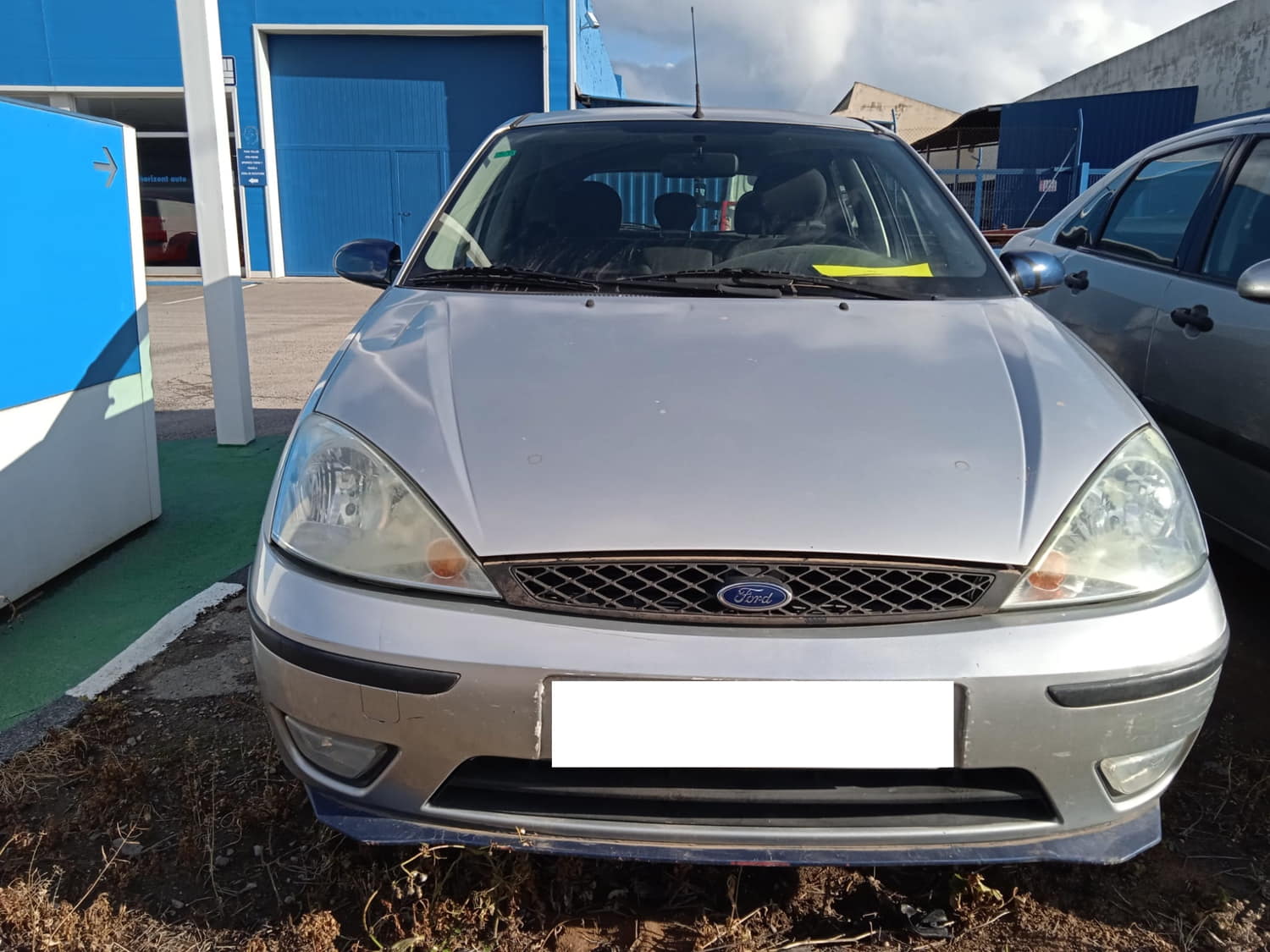 FORD FOCUS BERLINA PILOTO TRASERO IZQUIERDO PARAGOLPES FORD FOCUS BERLINA PILOTO TRASERO IZQUIERDO PARAGOLPES