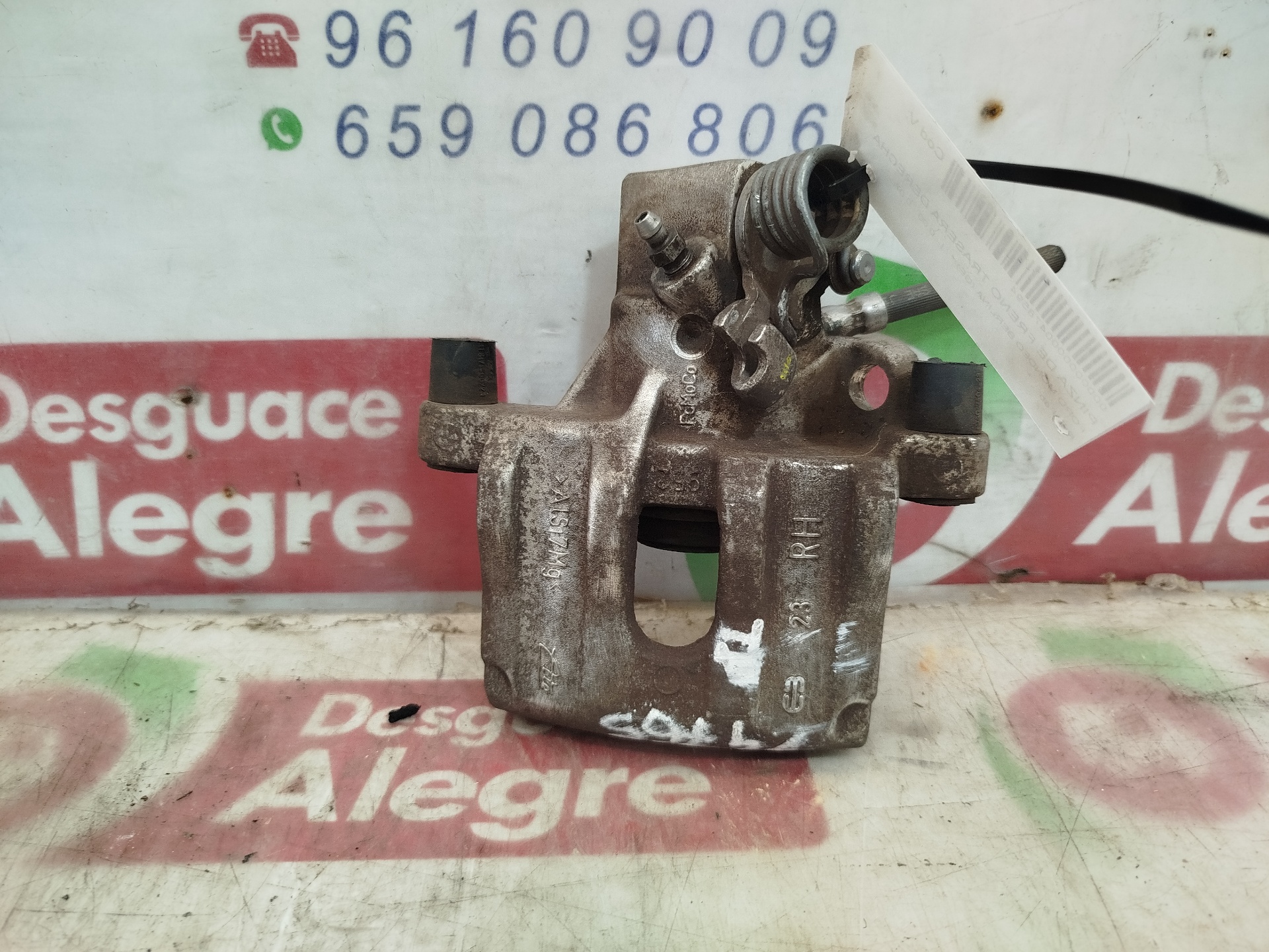 FORD MONDEO BERLINA PINZA DE FRENO TRASERA DERECHA FORD MONDEO BERLINA PINZA DE FRENO TRASERA DERECHA