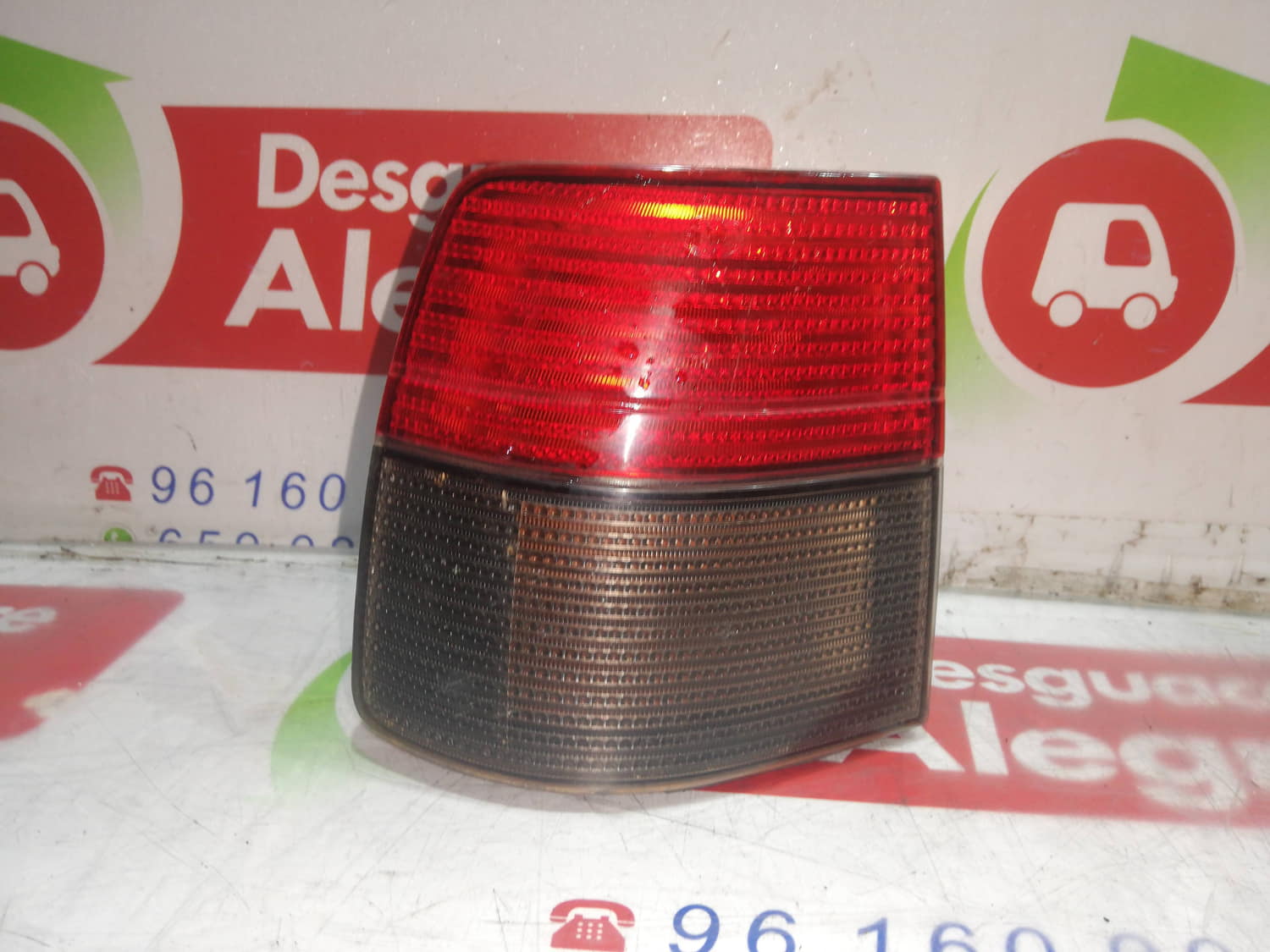 SEAT TOLEDO PILOTO TRASERO IZQUIERDO SEAT TOLEDO PILOTO TRASERO IZQUIERDO