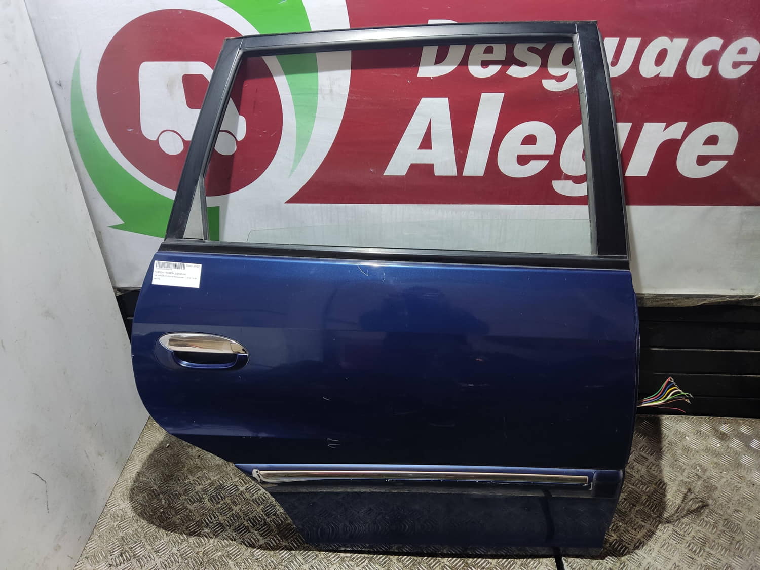 KIA CARENS PUERTA TRASERA DERECHA KIA CARENS PUERTA TRASERA DERECHA