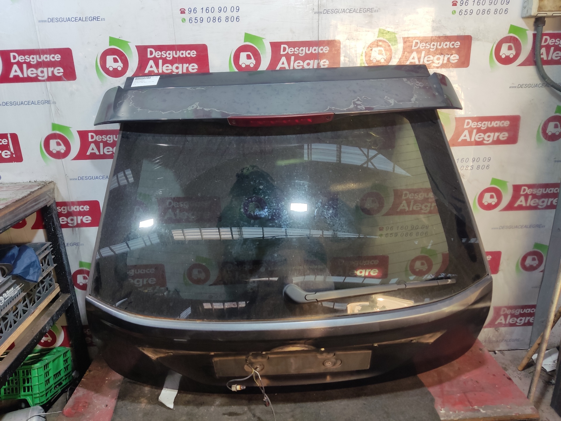 FORD FOCUS BERLINA PORTON TRASERO FORD FOCUS BERLINA PORTON TRASERO