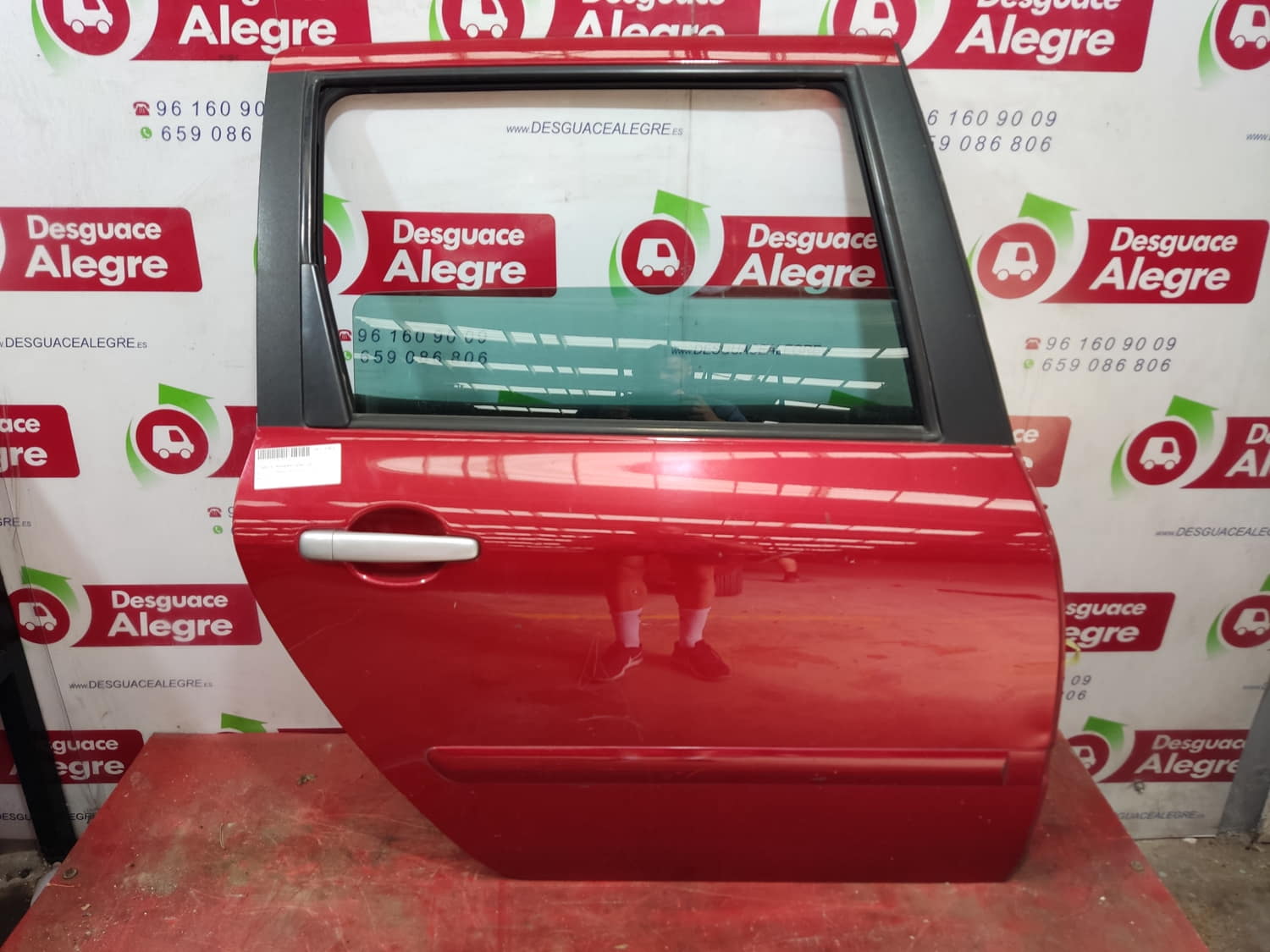 PEUGEOT 307 BREAK SW PUERTA TRASERA DERECHA PEUGEOT 307 BREAK SW PUERTA TRASERA DERECHA