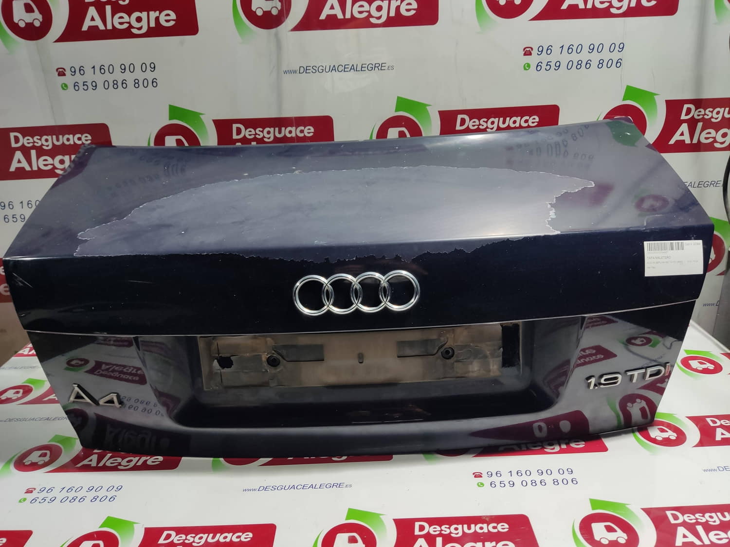 AUDI A4 BERLINA TAPA MALETERO AUDI A4 BERLINA TAPA MALETERO