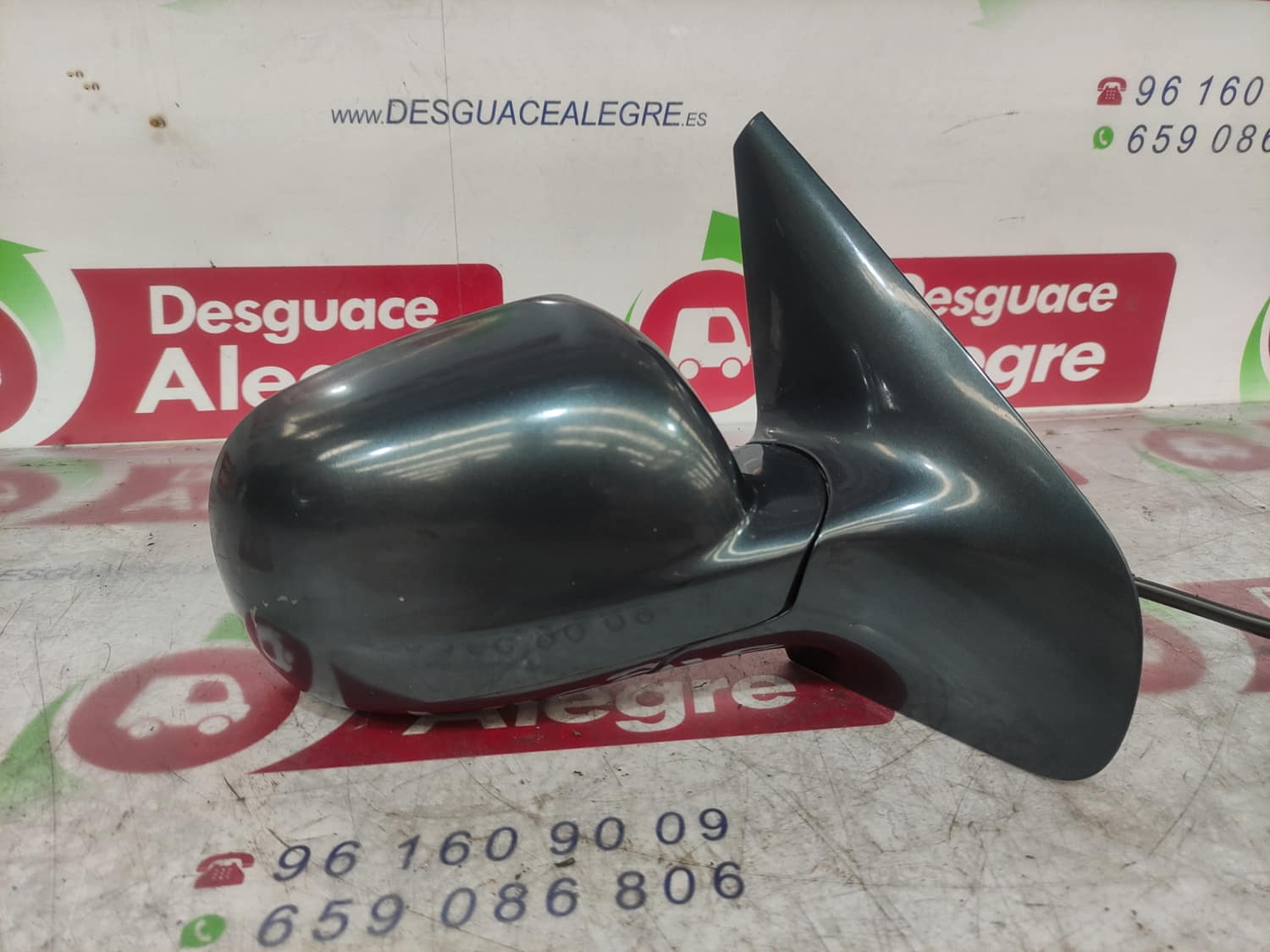 VOLKSWAGEN GOLF IV BERLINA RETROVISOR DERECHO VOLKSWAGEN GOLF IV BERLINA RETROVISOR DERECHO