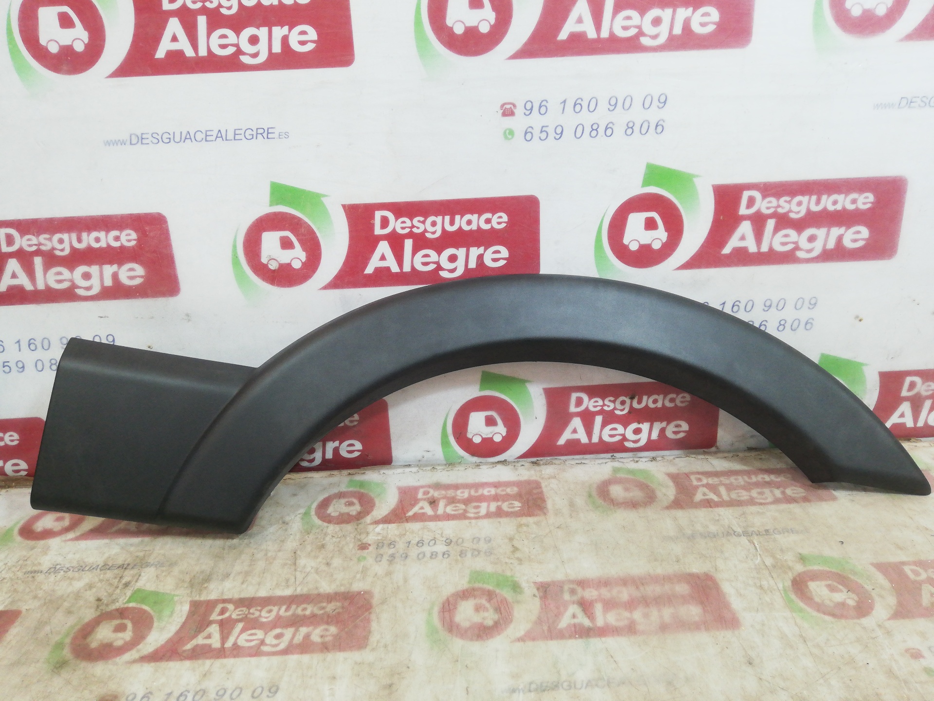 OPEL MOVANO B CAMIÓNVOLQUETECAJA CERRADA ALETIN TRASERO DERECHO OPEL MOVANO B CAMIÓNVOLQUETECAJA CERRADA ALETIN TRASERO DERECHO