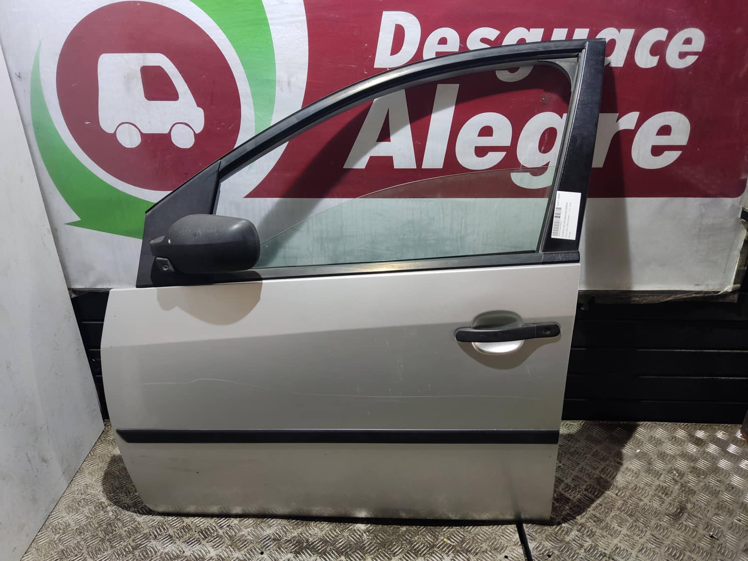 FORD FIESTA PUERTA DELANTERA IZQUIERDA FORD FIESTA PUERTA DELANTERA IZQUIERDA