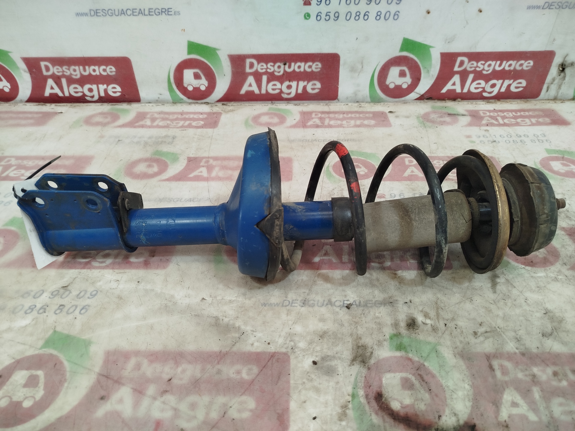 RENAULT CLIO II FASE II AMORTIGUADOR DELANTERO DERECHO RENAULT CLIO II FASE II AMORTIGUADOR DELANTERO DERECHO