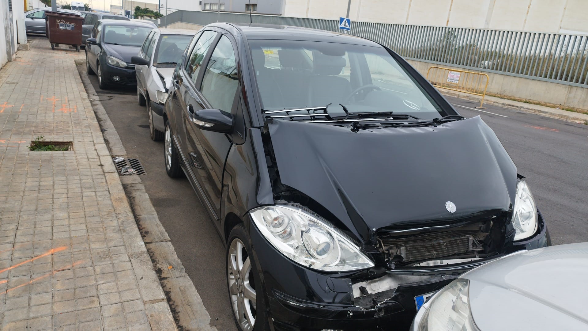 MERCEDES-BENZ A PUERTA TRASERA IZQUIERDA MERCEDES-BENZ A PUERTA TRASERA IZQUIERDA