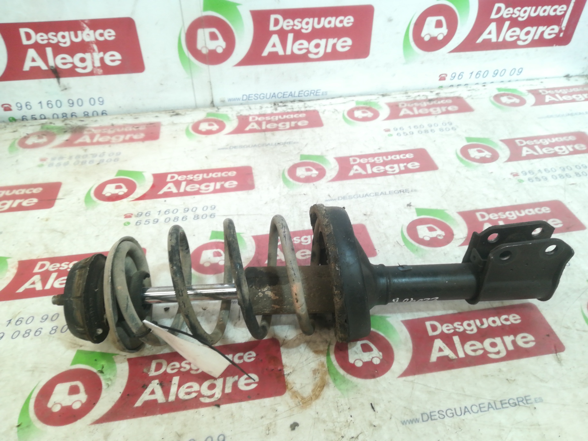 RENAULT KANGOO I AMORTIGUADOR DELANTERO DERECHO RENAULT KANGOO I AMORTIGUADOR DELANTERO DERECHO