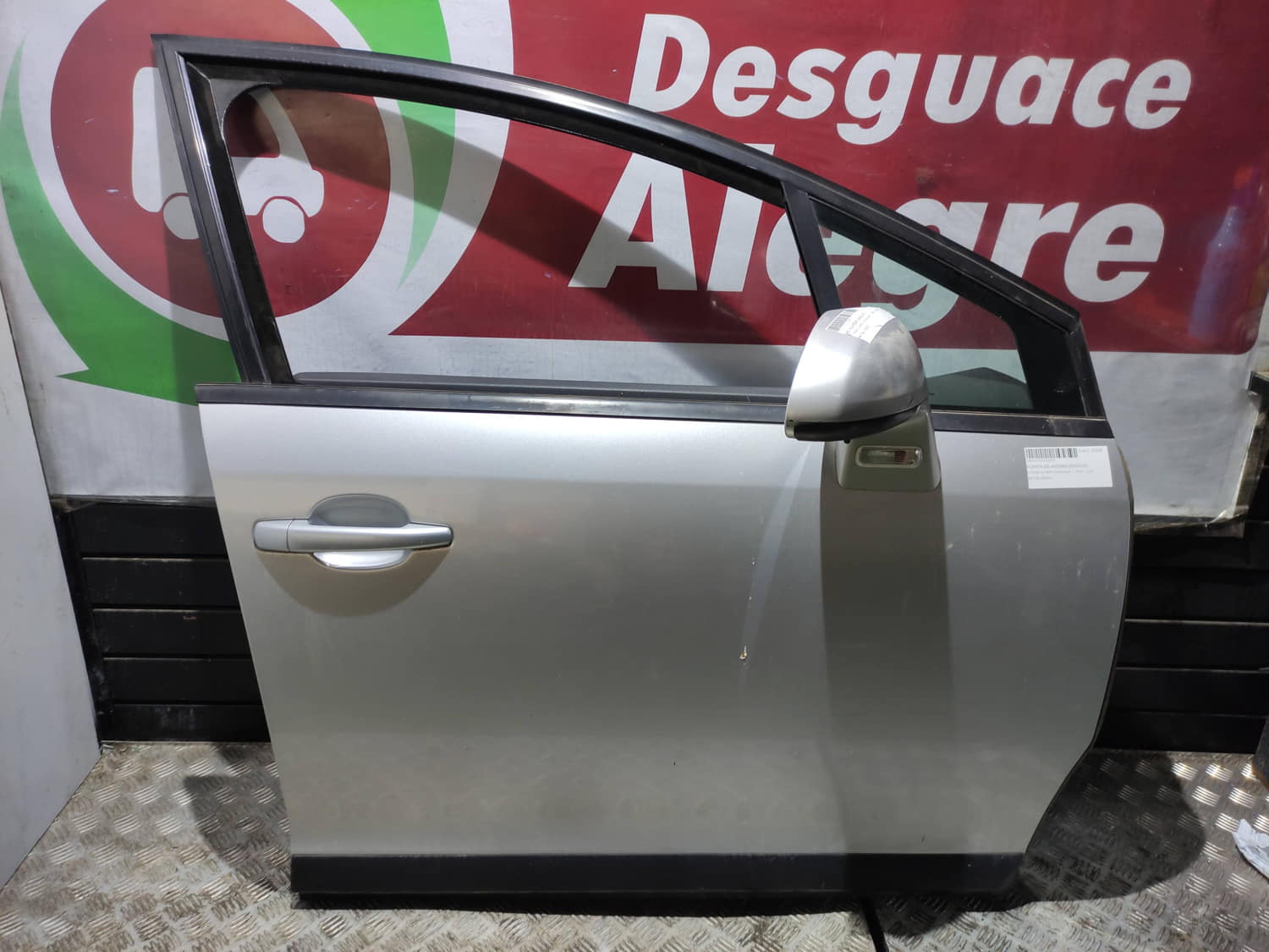 CITROEN C4 BERLINA PUERTA DELANTERA DERECHA CITROEN C4 BERLINA PUERTA DELANTERA DERECHA