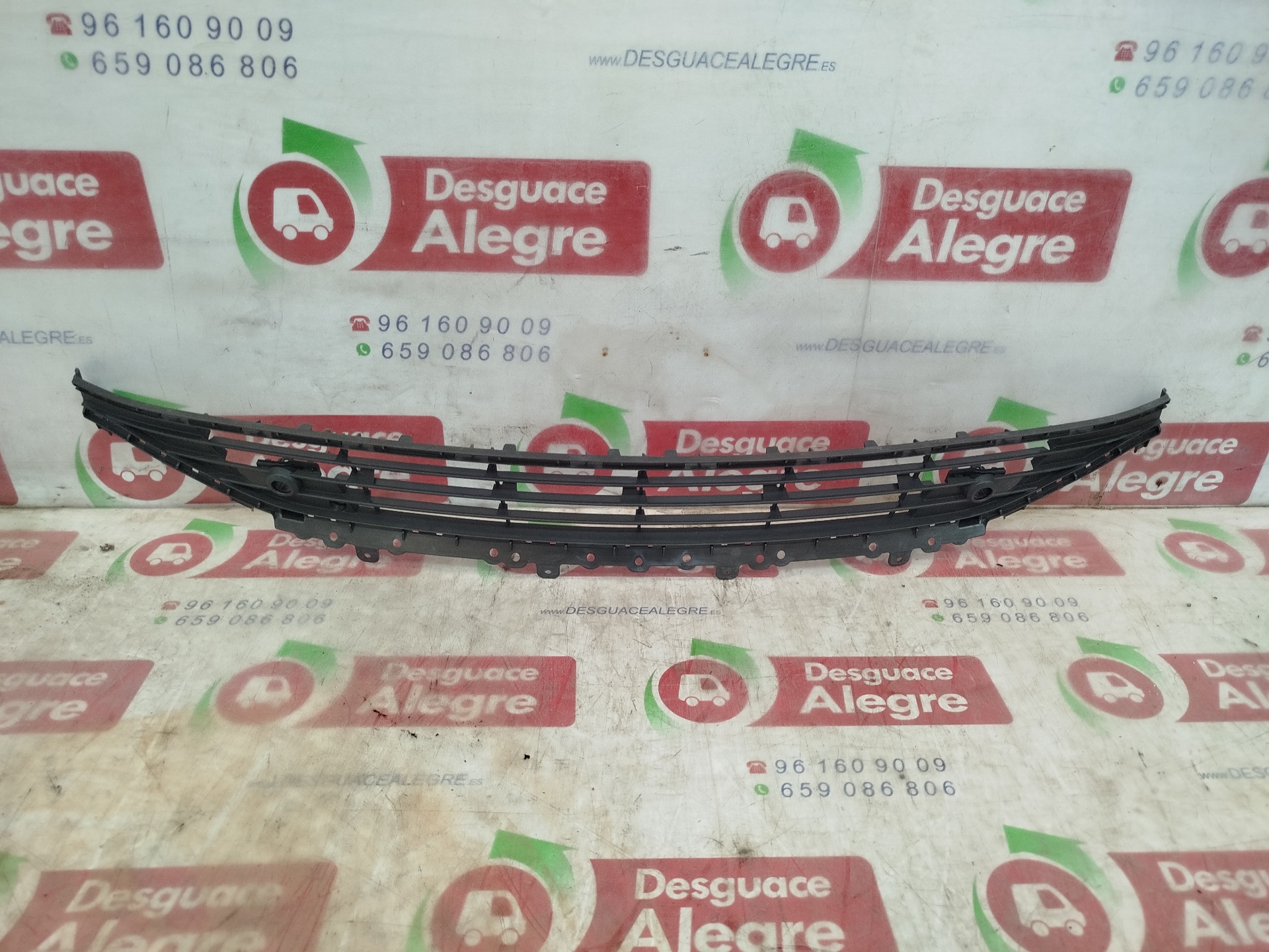 OPEL ASTRA K BERLINA 5P REJILLA PARAGOLPES DELANTERO OPEL ASTRA K BERLINA 5P REJILLA PARAGOLPES DELANTERO