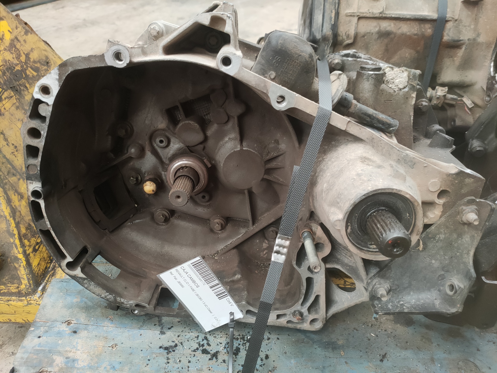 RENAULT CLIO II FASE II CAJA CAMBIOS RENAULT CLIO II FASE II CAJA CAMBIOS
