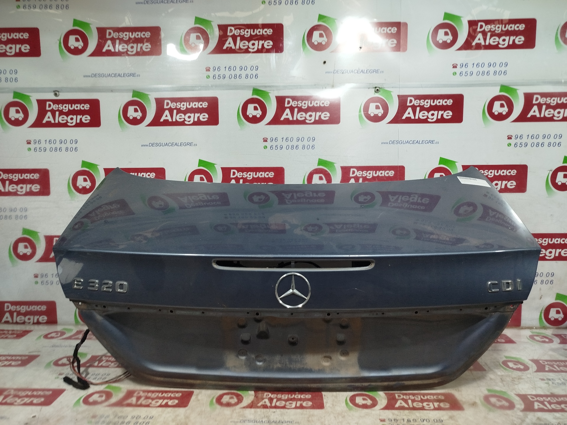MERCEDES-BENZ E BERLINA TAPA MALETERO MERCEDES-BENZ E BERLINA TAPA MALETERO