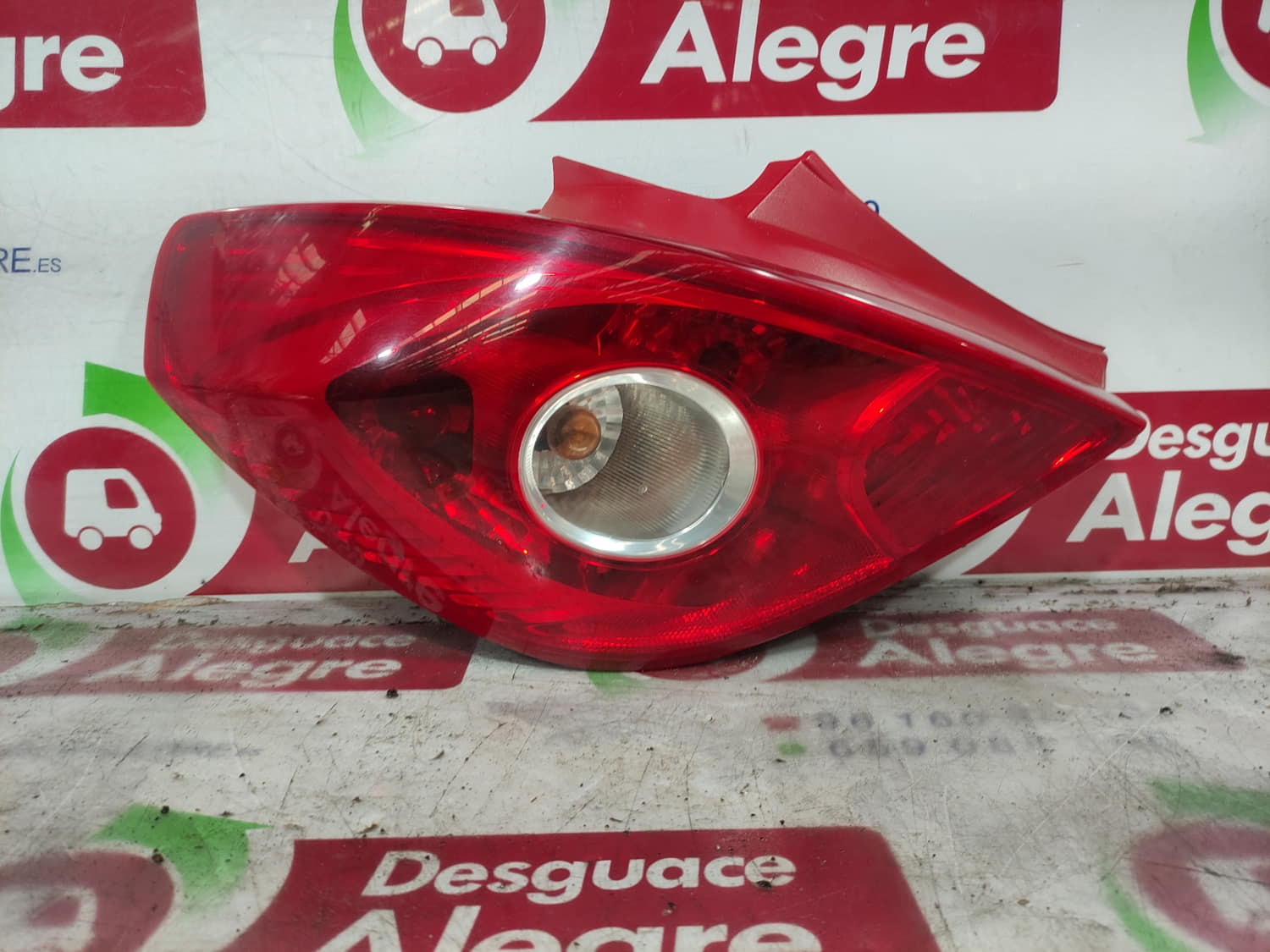 OPEL CORSA D PILOTO TRASERO IZQUIERDO OPEL CORSA D PILOTO TRASERO IZQUIERDO