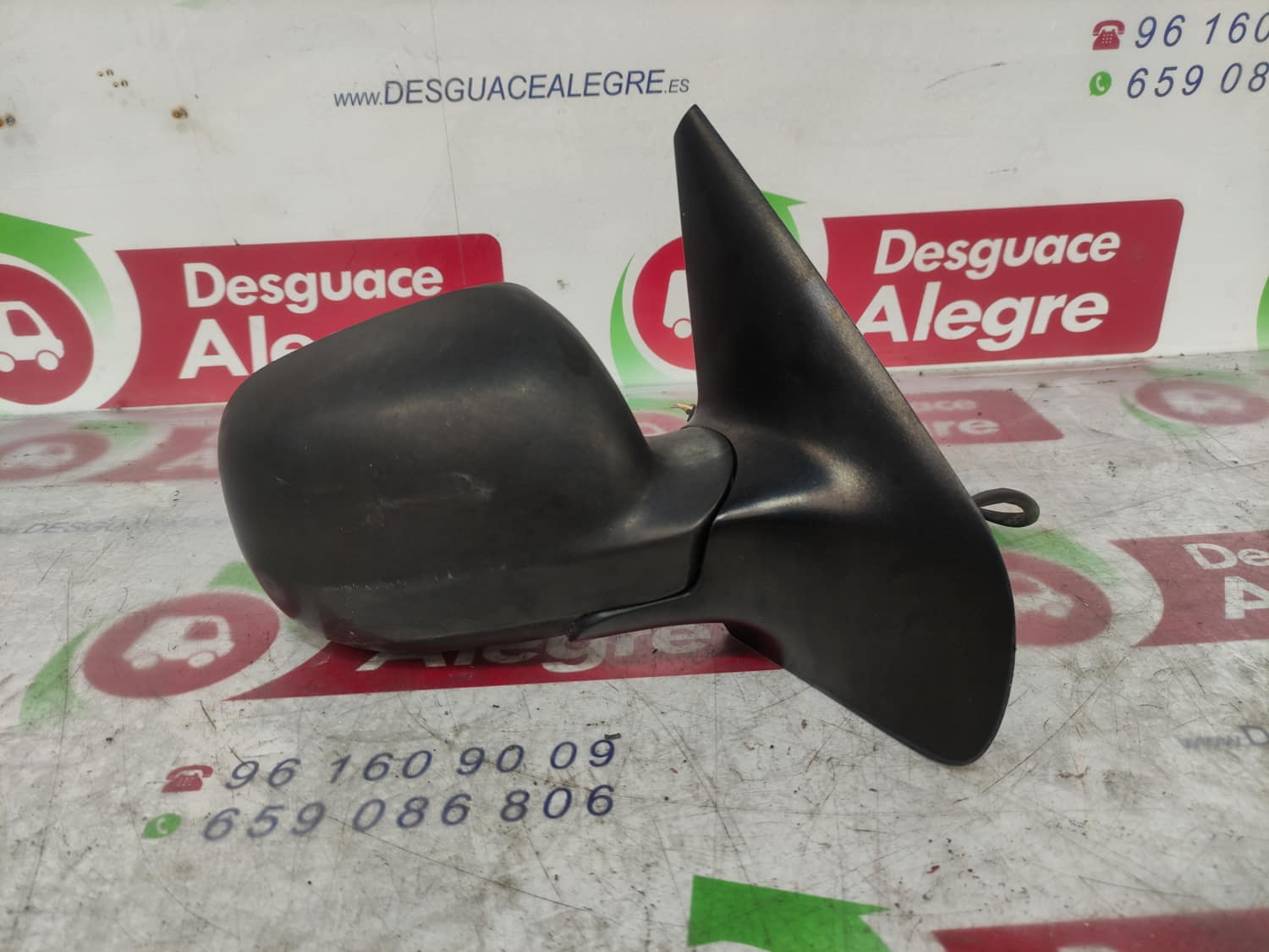 VOLKSWAGEN GOLF IV BERLINA RETROVISOR DERECHO VOLKSWAGEN GOLF IV BERLINA RETROVISOR DERECHO