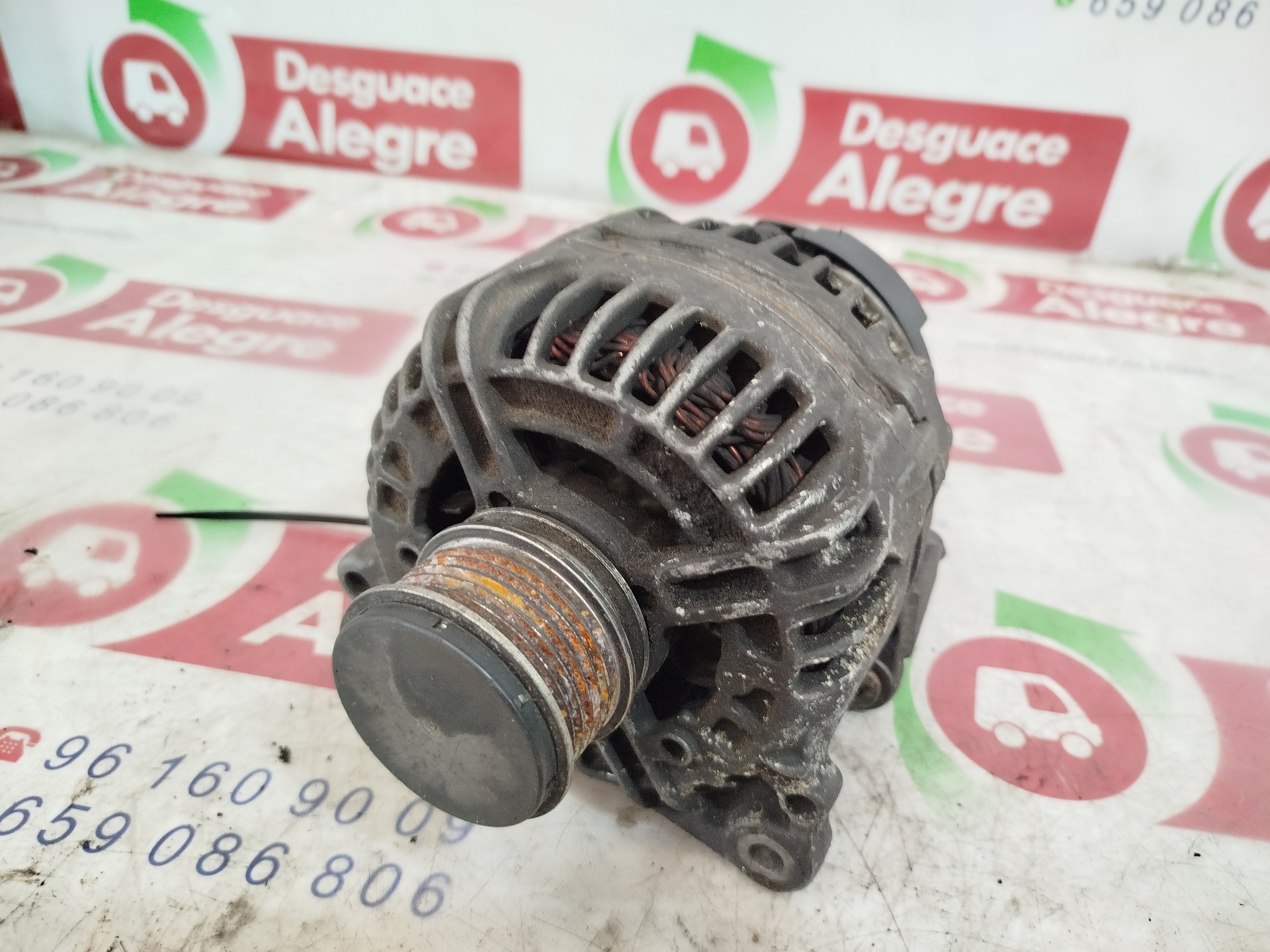 AUDI A4 BERLINA ALTERNADOR AUDI A4 BERLINA ALTERNADOR