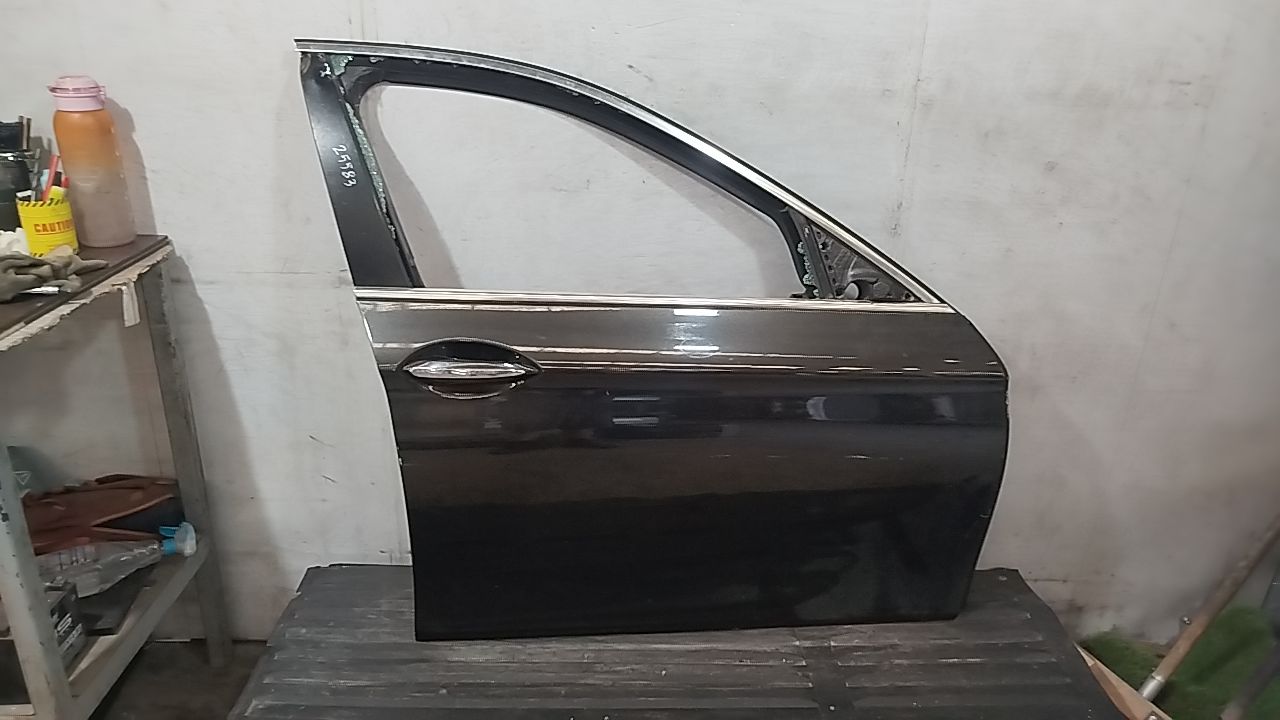 BMW 5 BERLINA PUERTA DELANTERA DERECHA BMW 5 BERLINA PUERTA DELANTERA DERECHA