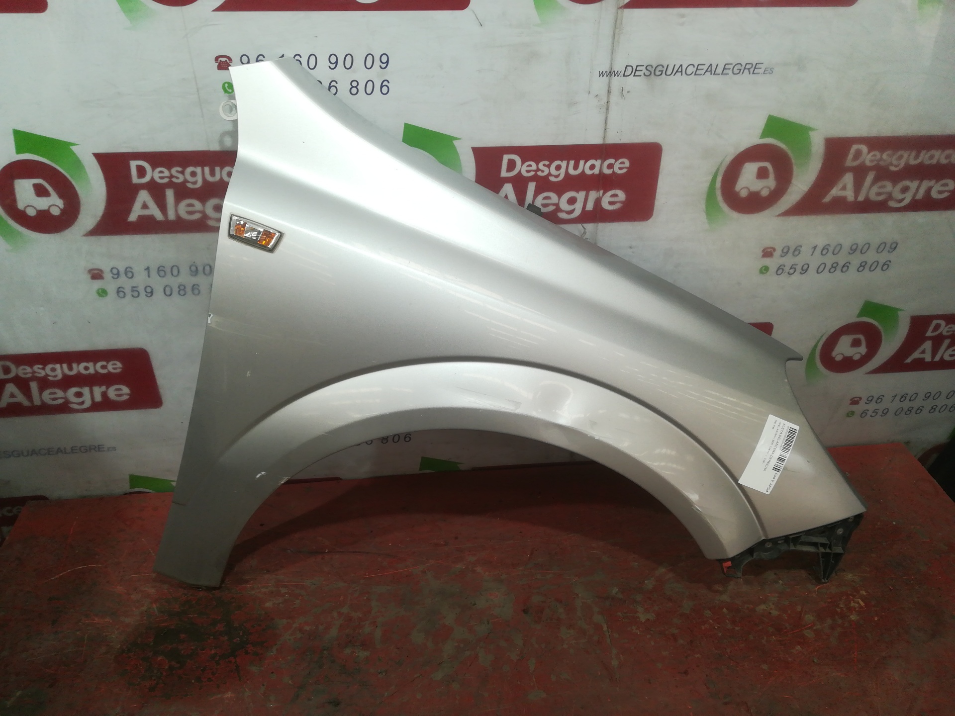 OPEL ASTRA H BERLINA ALETA DELANTERA DERECHA OPEL ASTRA H BERLINA ALETA DELANTERA DERECHA