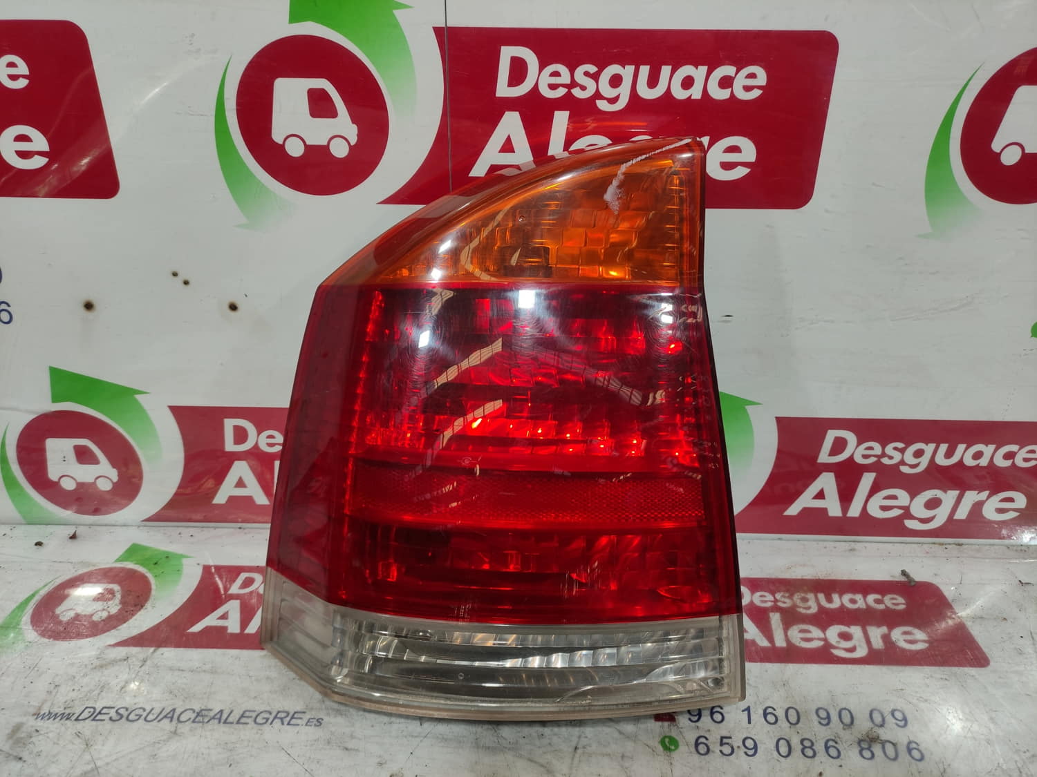 OPEL VECTRA C BERLINA PILOTO TRASERO IZQUIERDO OPEL VECTRA C BERLINA PILOTO TRASERO IZQUIERDO