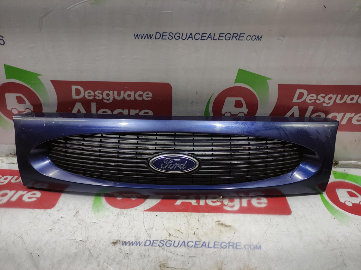 FORD FIESTA BERLINA REJILLA DELANTERA FORD FIESTA BERLINA REJILLA DELANTERA