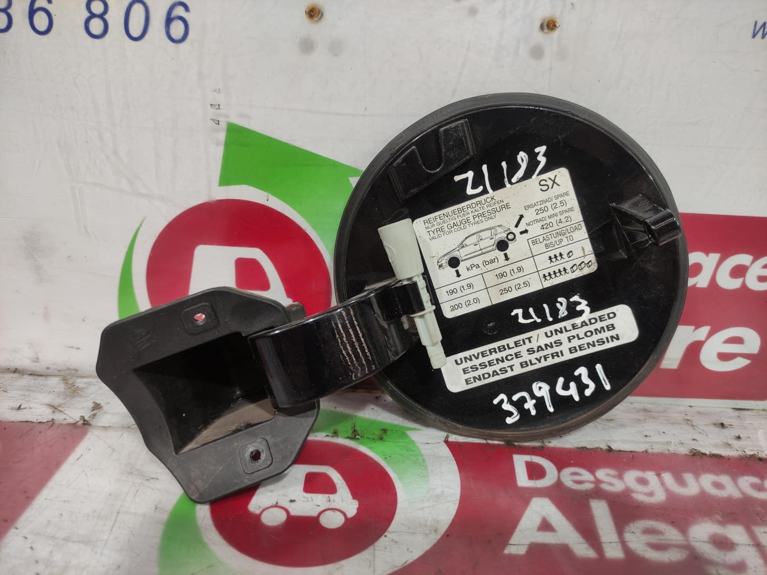 OPEL ASTRA H BERLINA TAPA EXTERIOR COMBUSTIBLE OPEL ASTRA H BERLINA TAPA EXTERIOR COMBUSTIBLE